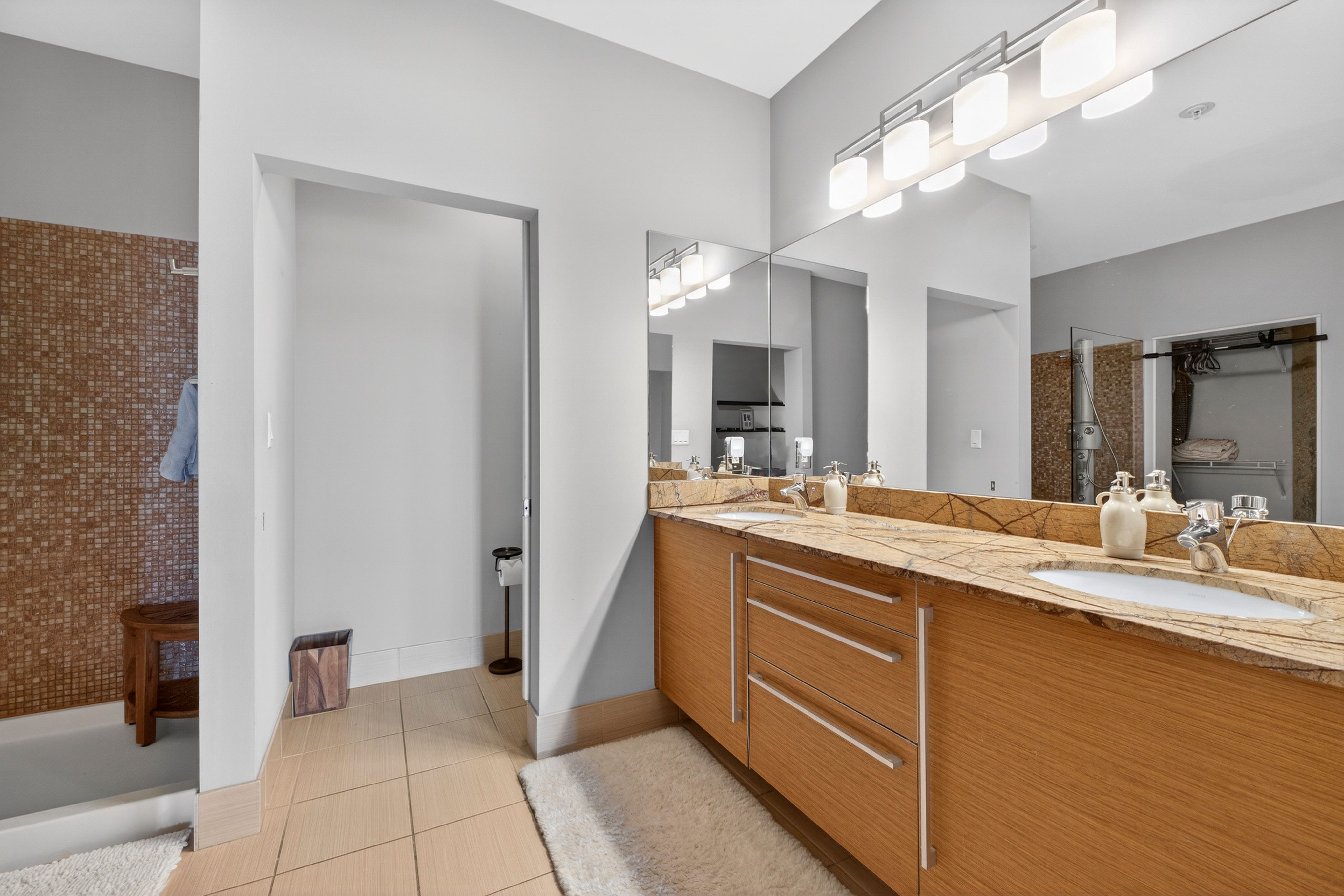  Elegant Loft in Central West End with Modern Features - 物件實景