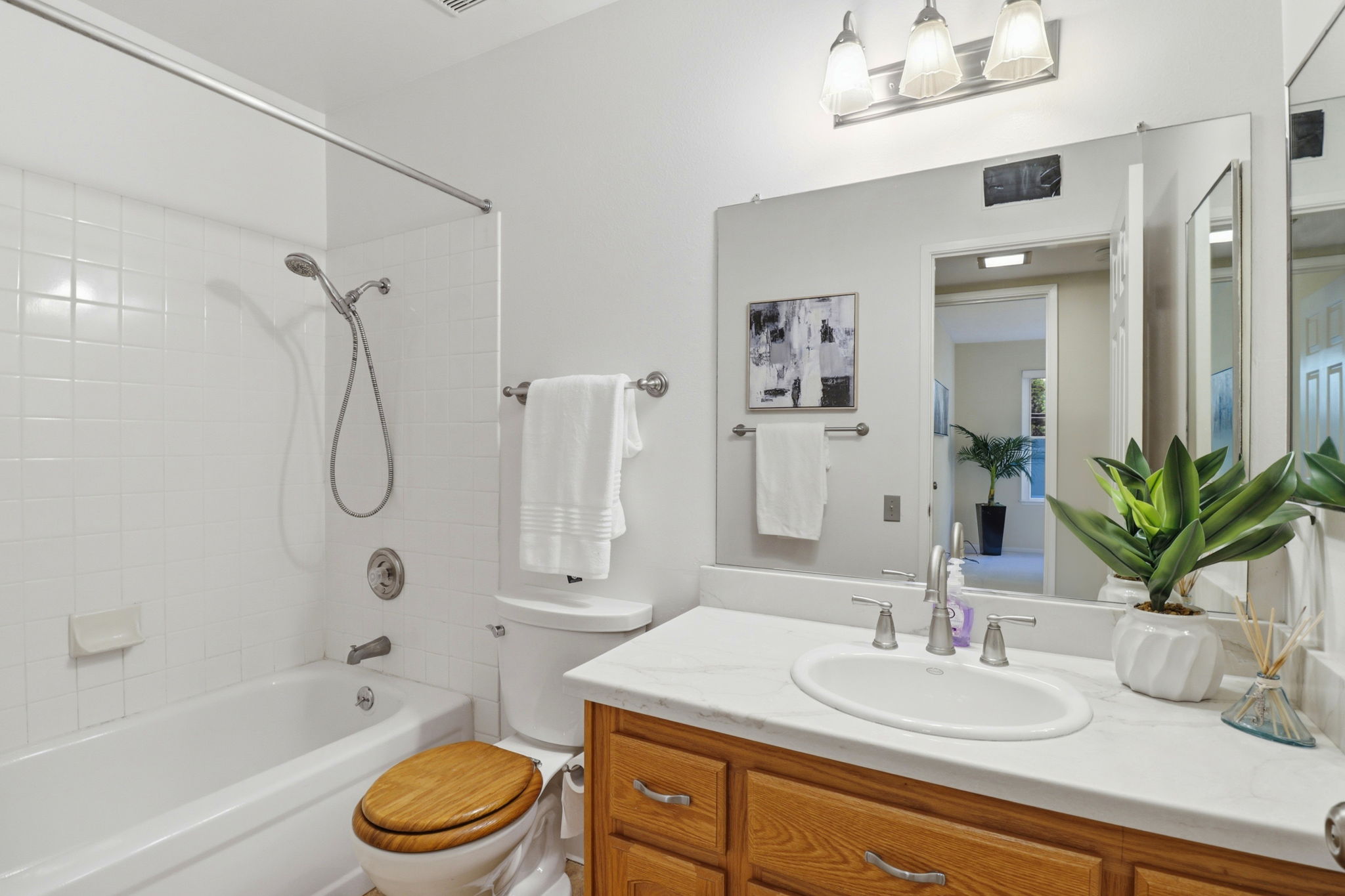  3336 Brittan Ave Unit 2 - 物件實景