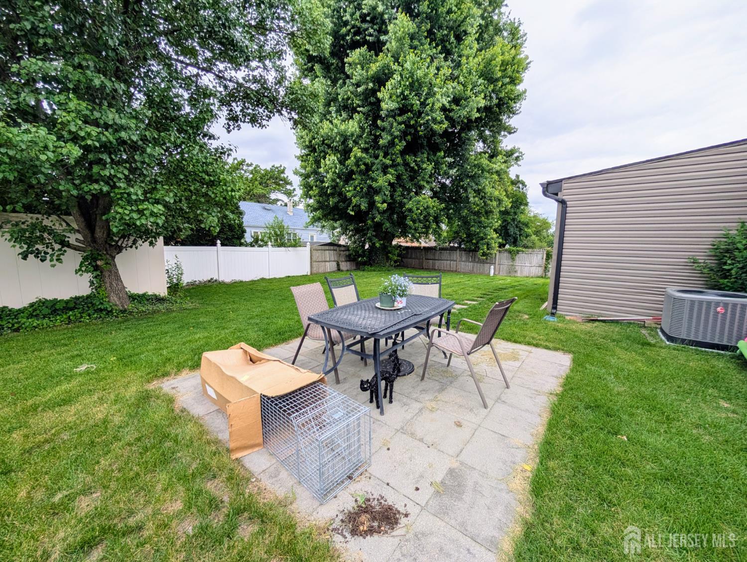 Old Bridge, New Jersey, 08857, United States, 3 Bedrooms Bedrooms, ,2 BathroomsBathrooms,Residential,For Sale,1849014