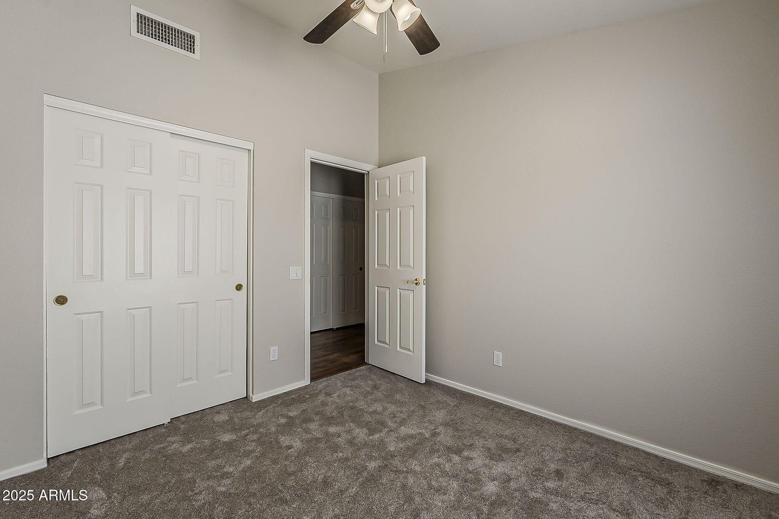 Phoenix, Arizona, 85044, United States, 3 Bedrooms Bedrooms, ,2 BathroomsBathrooms,Residential,For Sale,1938083