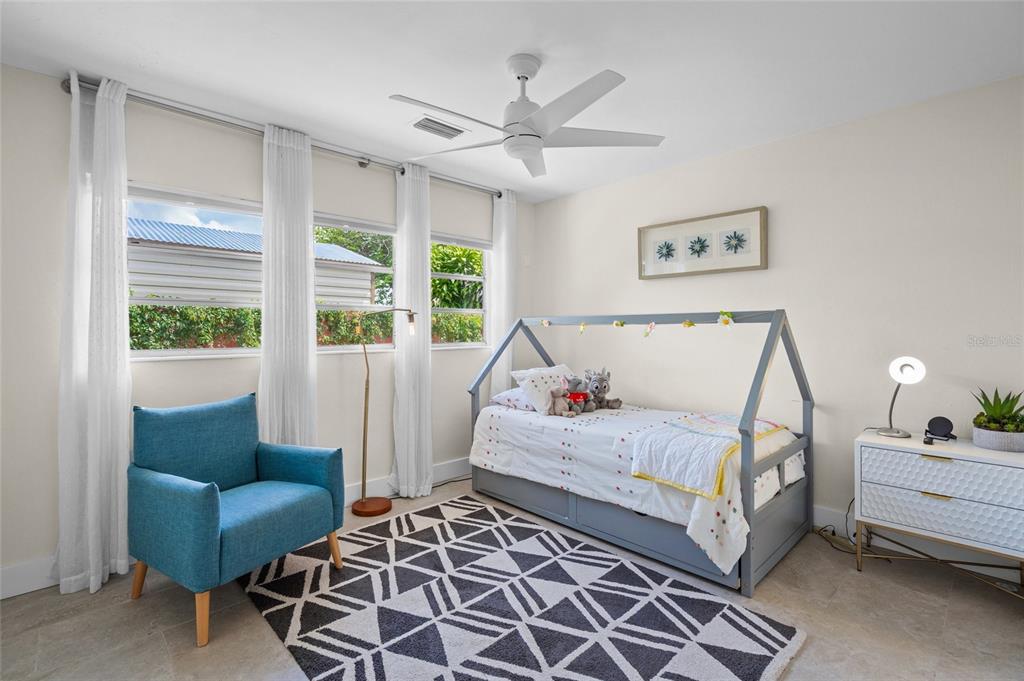 Sarasota, Florida, 34234, United States, 2 Bedrooms Bedrooms, ,2 BathroomsBathrooms,Residential,For Sale,1838237