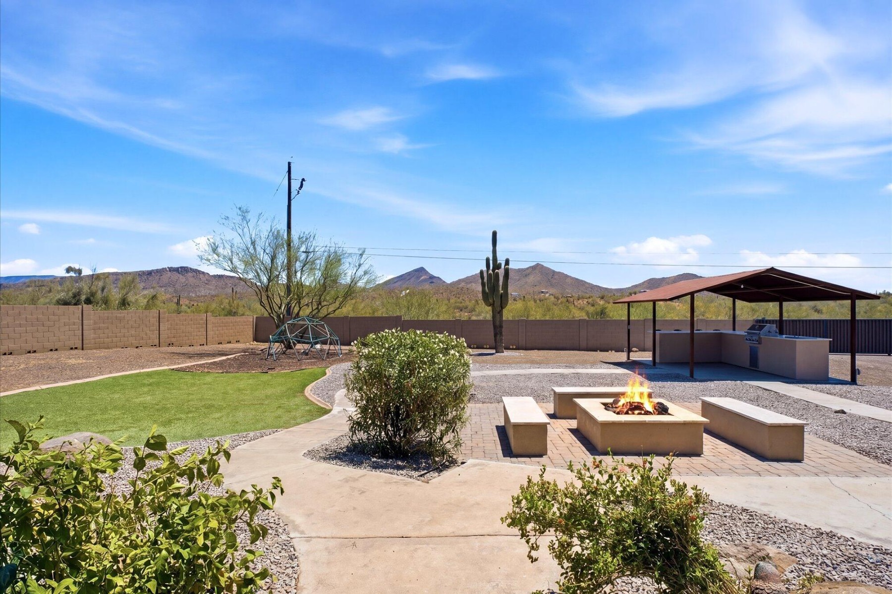  40724 N Central Avenue  Phoenix, AZ - 物件實景