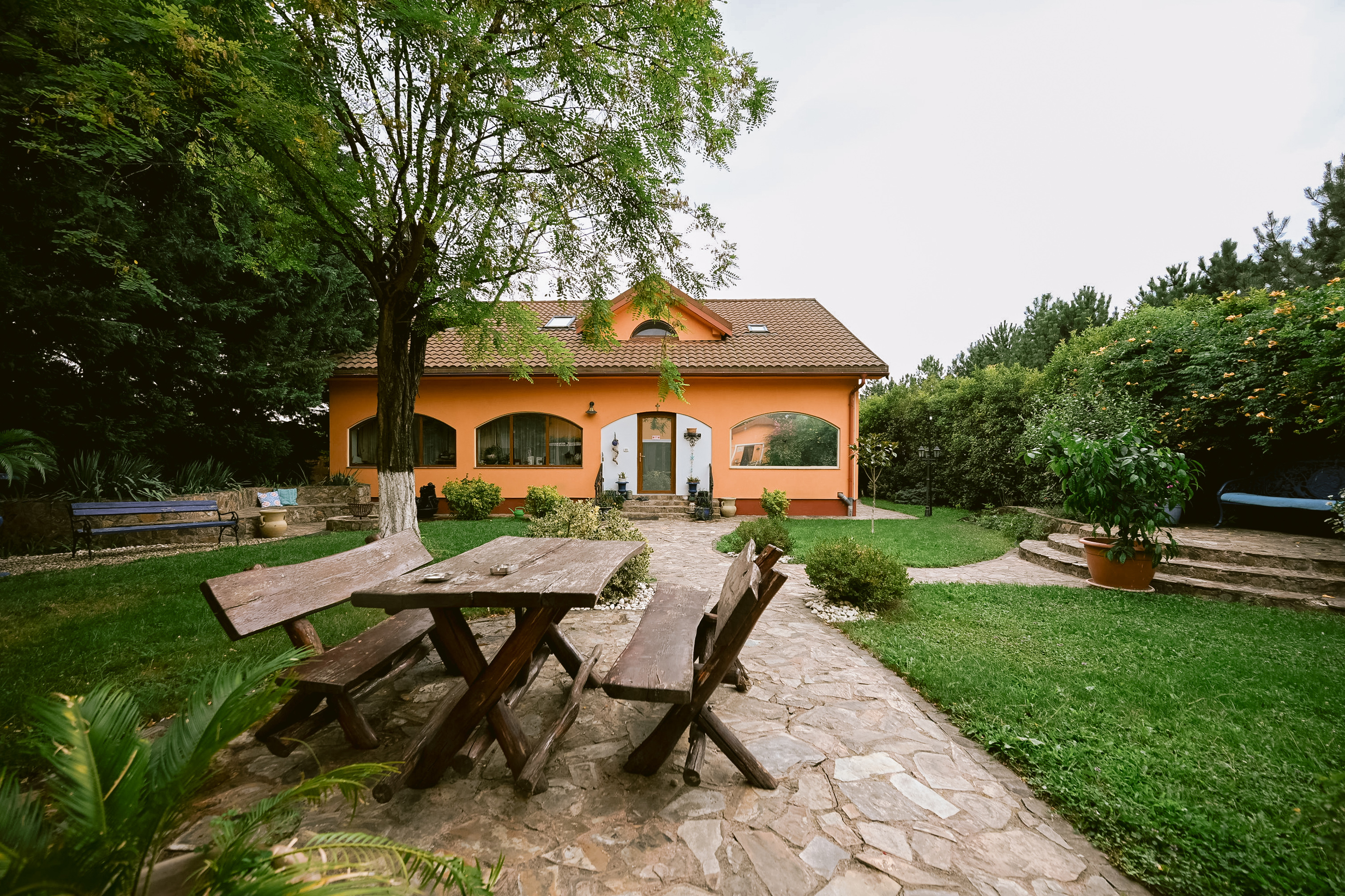  “La Conac” House, Versatile Estate with Heated Indoor Pool, Arad - 物件實景