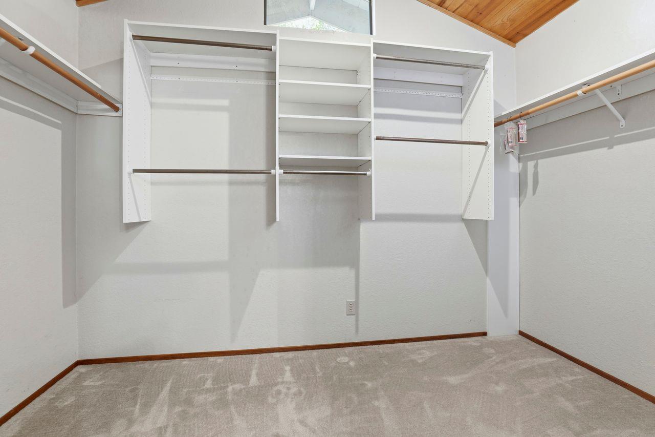 Carmel Valley, California, 93924, United States, 4 Bedrooms Bedrooms, ,3 BathroomsBathrooms,Residential,For Sale,1991028