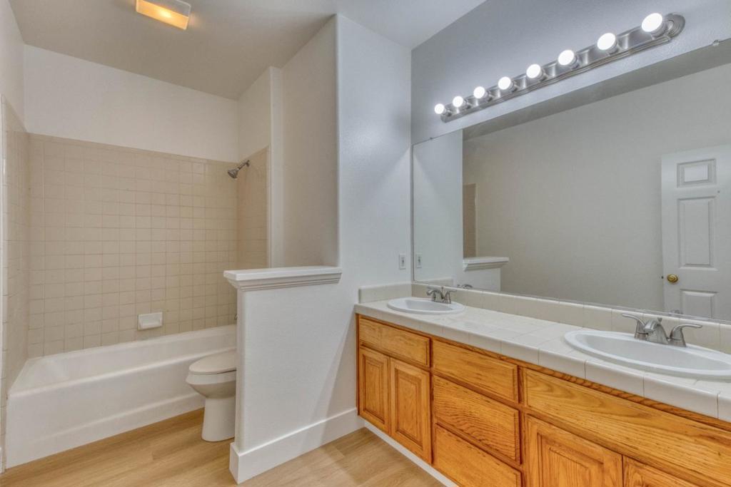 Salinas, California, 93906, United States, 4 Bedrooms Bedrooms, ,2 BathroomsBathrooms,Residential,For Sale,2048562