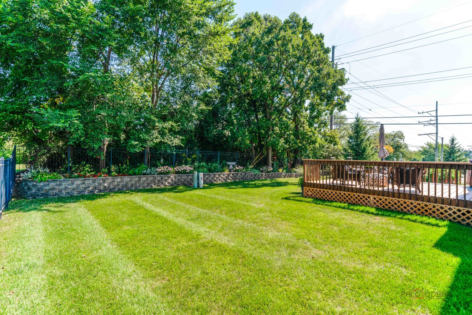 Wauconda, Illinois, 60084, United States, 4 Bedrooms Bedrooms, ,3 BathroomsBathrooms,Residential,For Sale,1951686