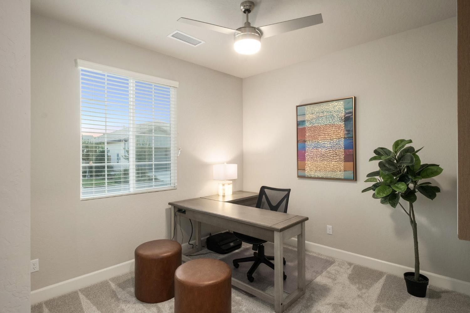 Clovis, California, 93619, United States, 6 Bedrooms Bedrooms, ,4 BathroomsBathrooms,Residential,For Sale,2005151