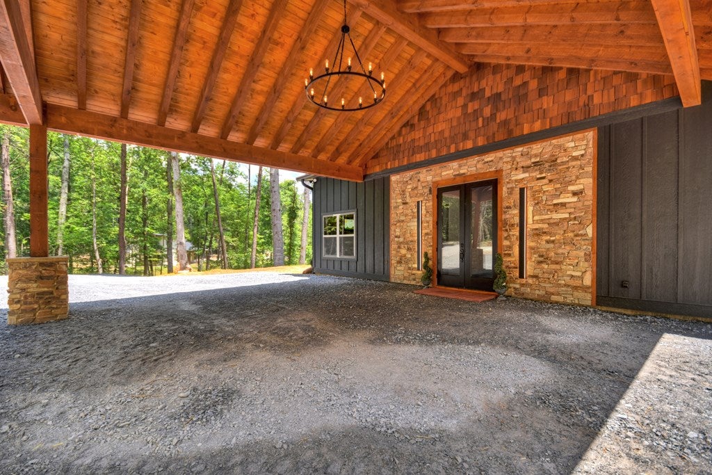 Mineral Bluff, Georgia, 30559, United States, 3 Bedrooms Bedrooms, ,3 BathroomsBathrooms,Residential,For Sale,1871294
