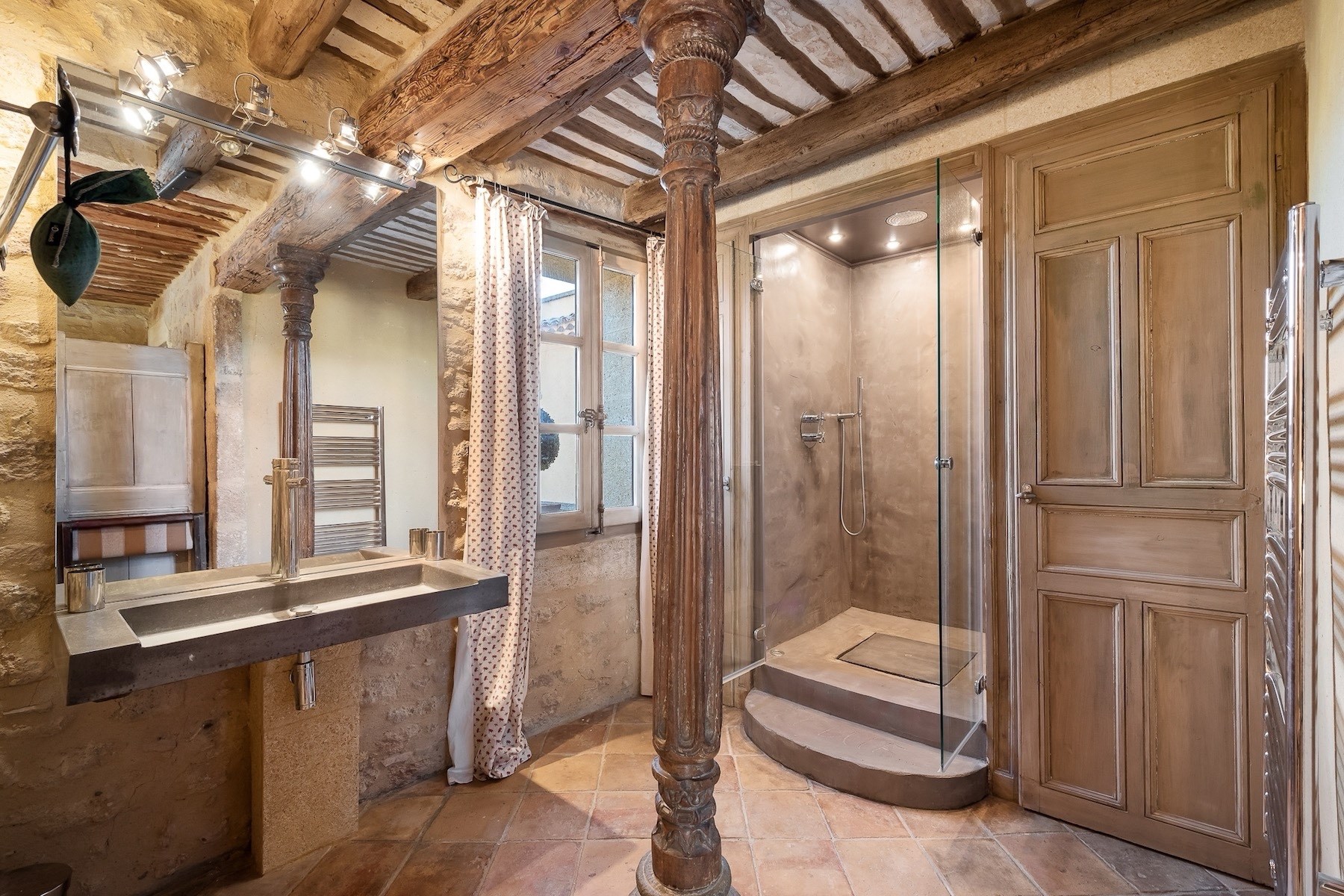  Superb stone property with swimming pool and wellness area in the heart of a so… - 物件實景