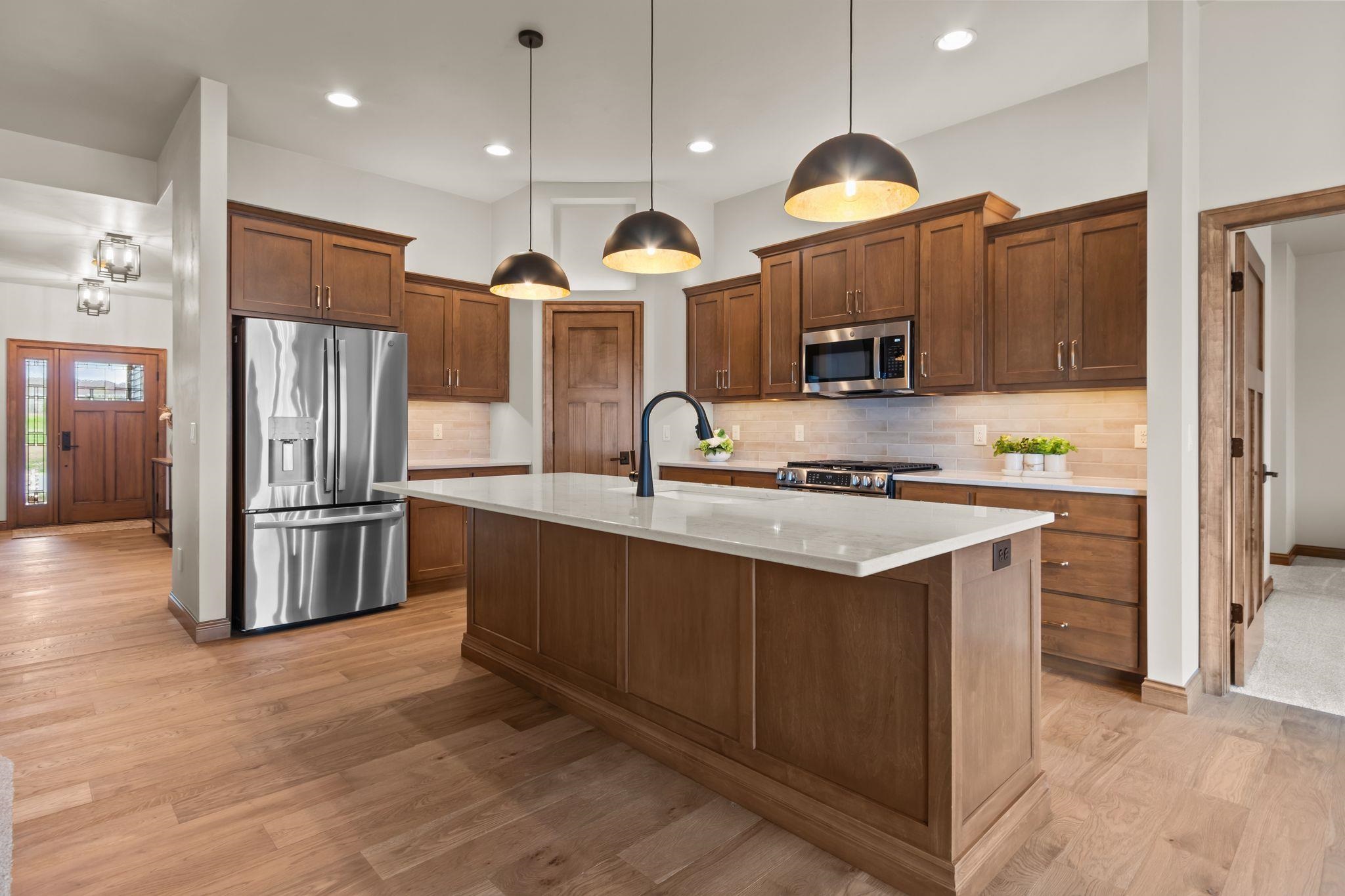 Neenah, Wisconsin, 54956, United States, 2 Bedrooms Bedrooms, ,2 BathroomsBathrooms,Residential,For Sale,2029960