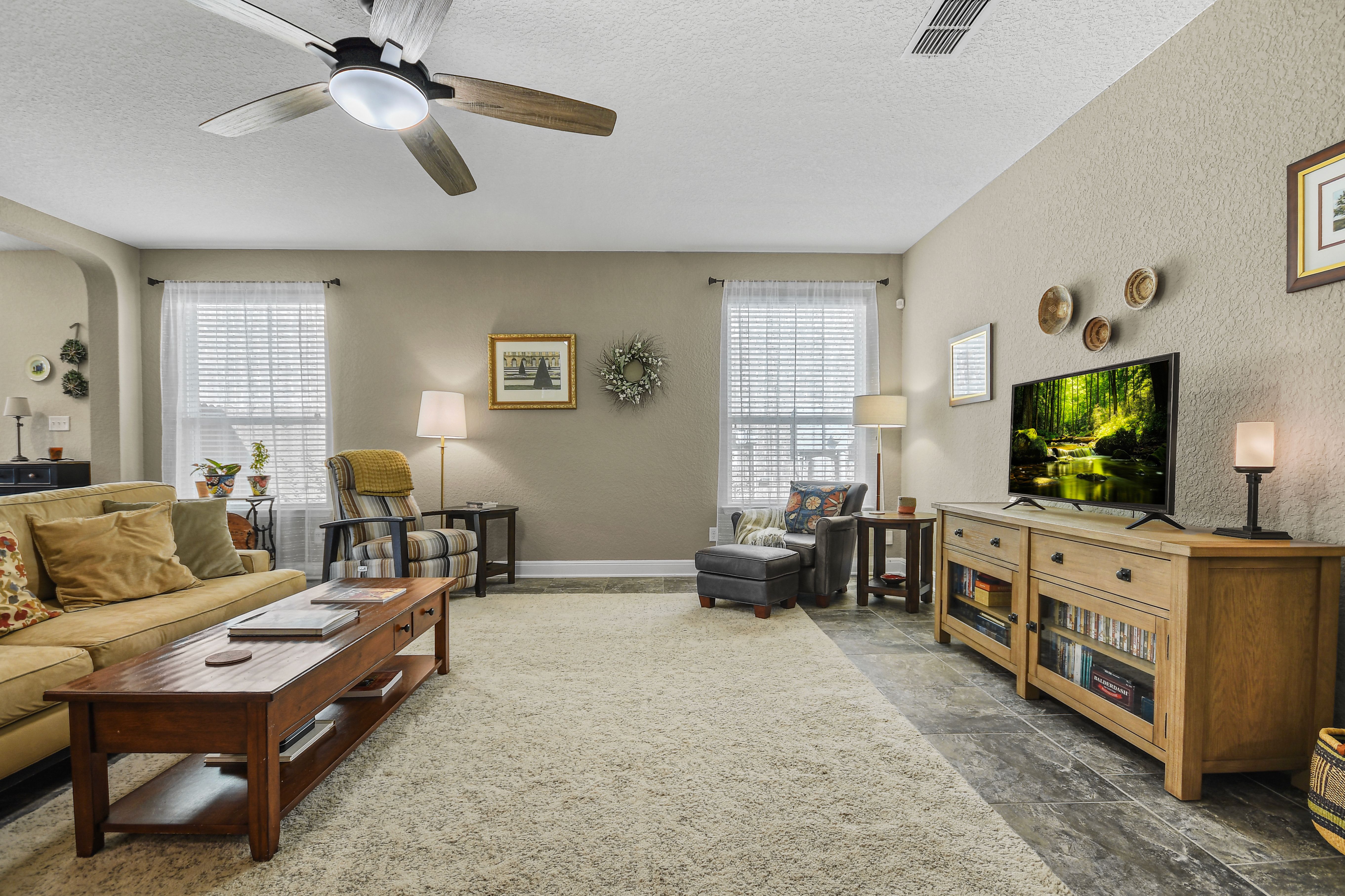  Beautifully Maintained One-Story Retreat in Wortham Oaks - 物件實景