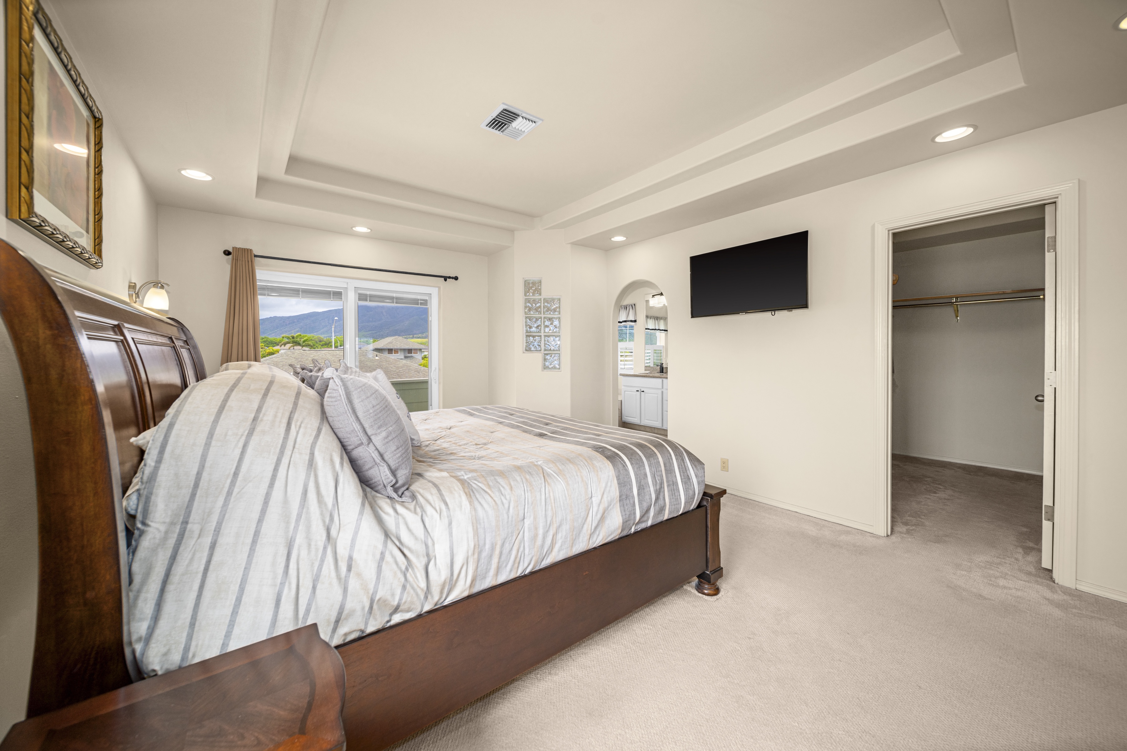  Pride of ownership explains this 4 bedroom 2.5 bath home & backyard - 物件實景