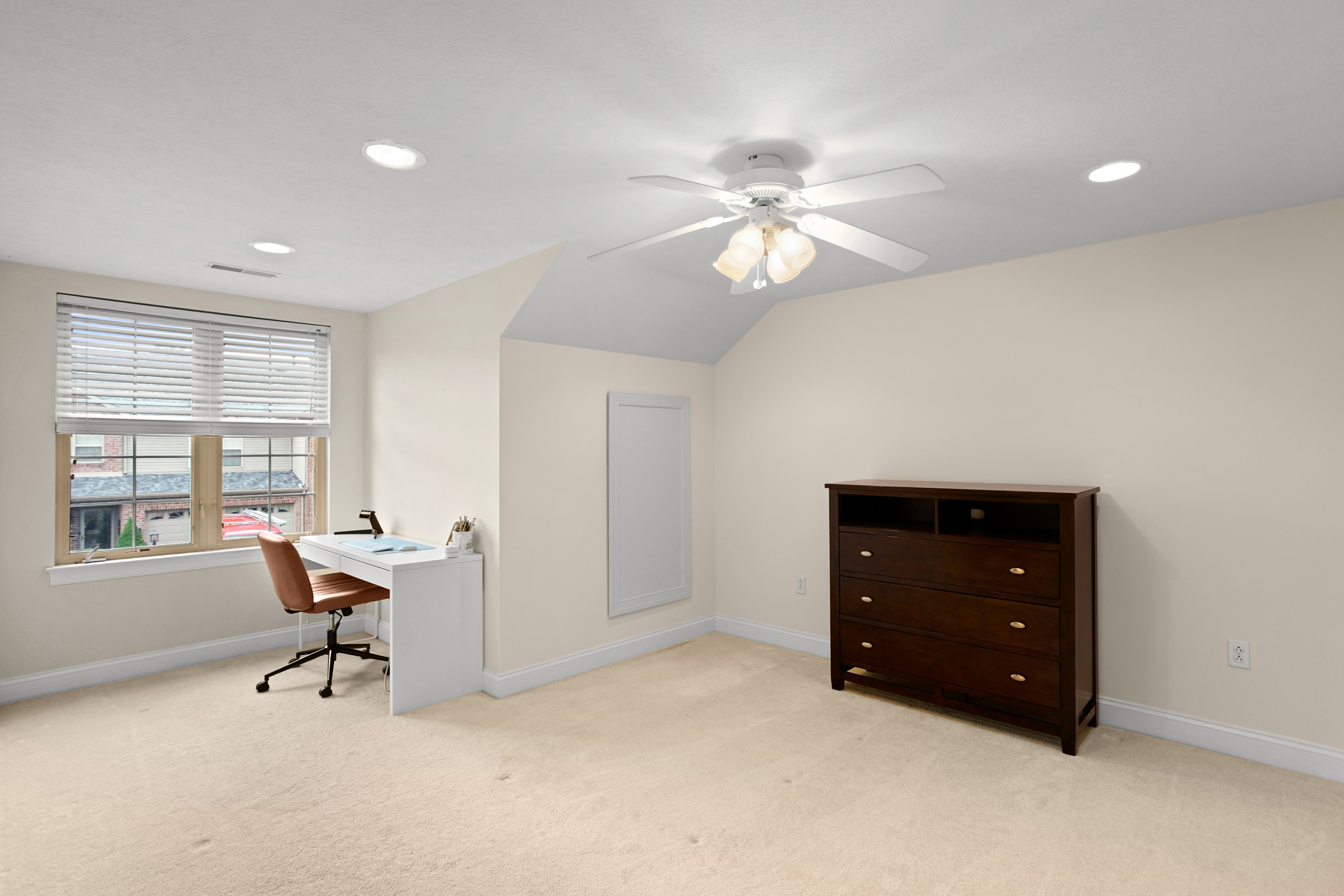 2010 Bandek Lane, Lawrence, PA 15055 - 物件實景