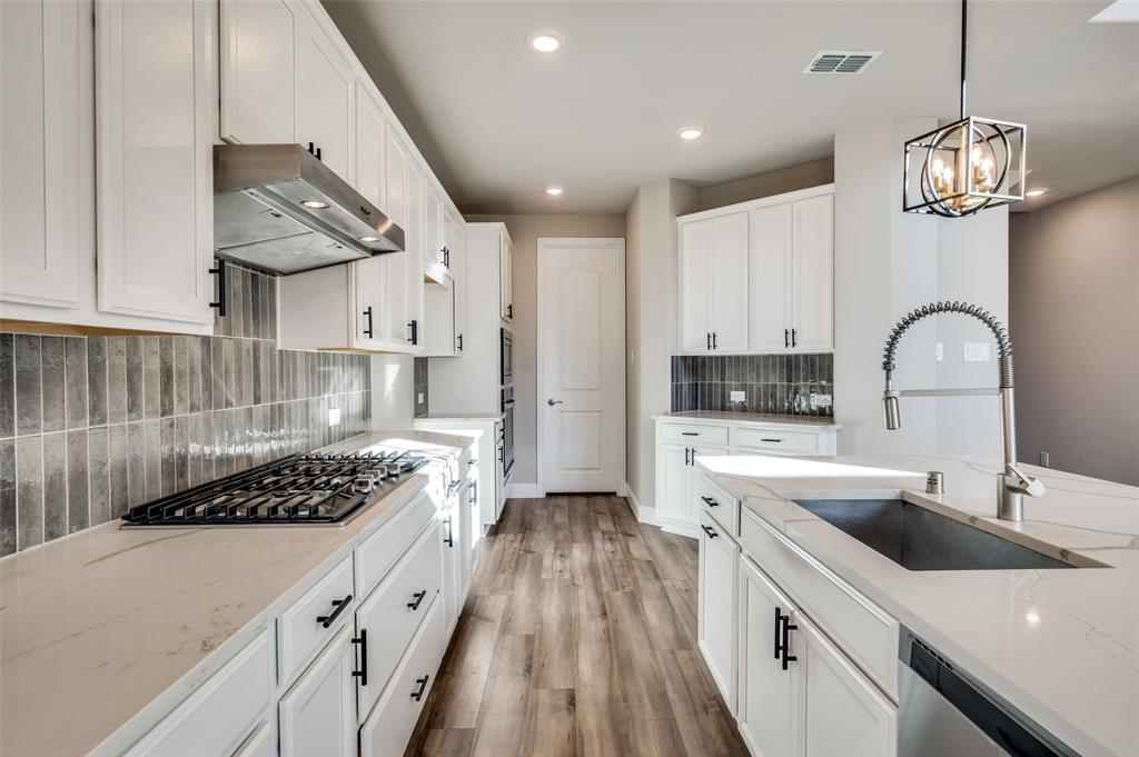 Little Elm, Texas, 75068, United States, 4 Bedrooms Bedrooms, ,3 BathroomsBathrooms,Residential,For Sale,1993876