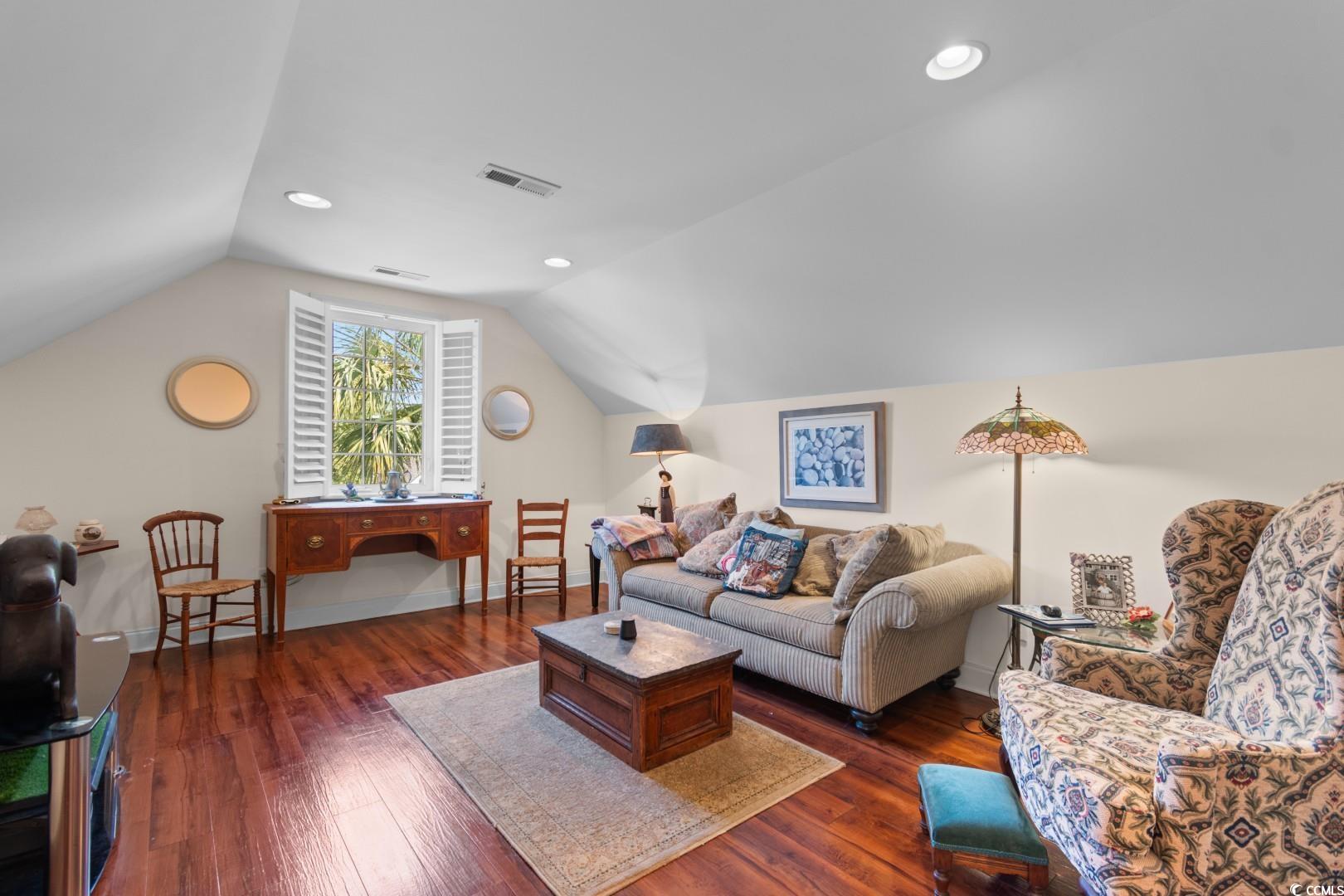 North Myrtle Beach, South Carolina, 29582, United States, 3 Bedrooms Bedrooms, ,2 BathroomsBathrooms,Residential,For Sale,1887452