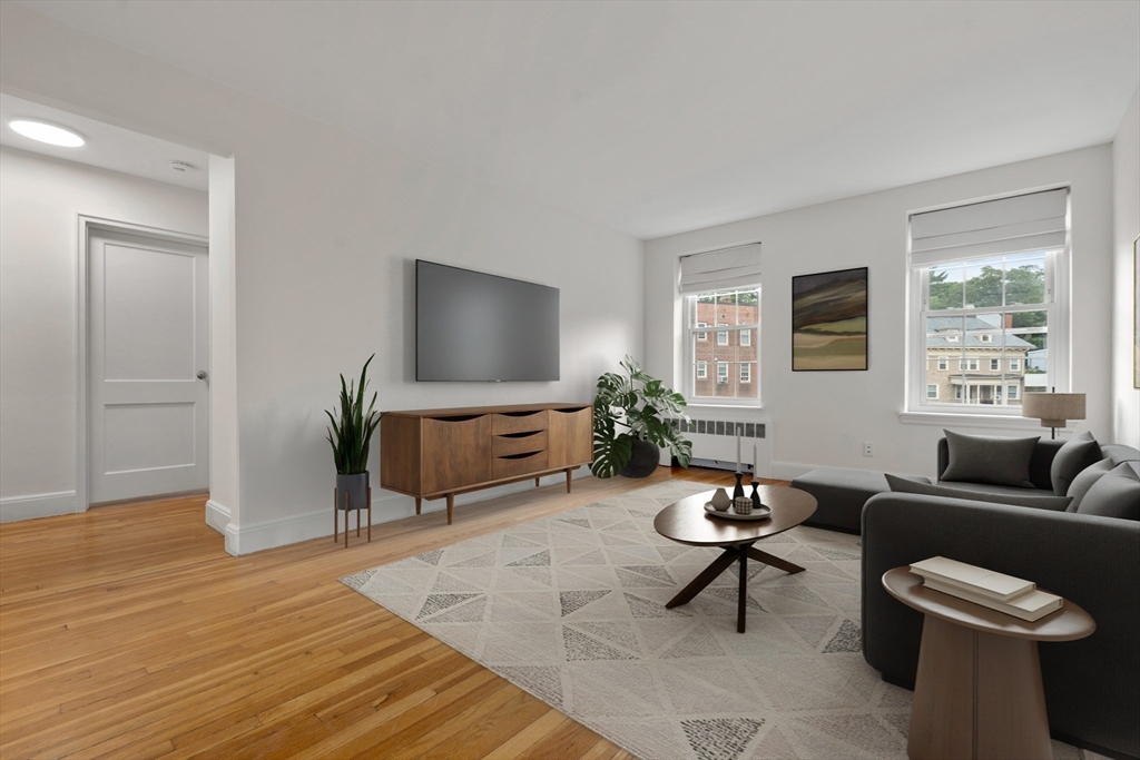 Brookline, Massachusetts, 02445, United States, 2 Bedrooms Bedrooms, ,1 BathroomBathrooms,Residential,For Sale,1941994
