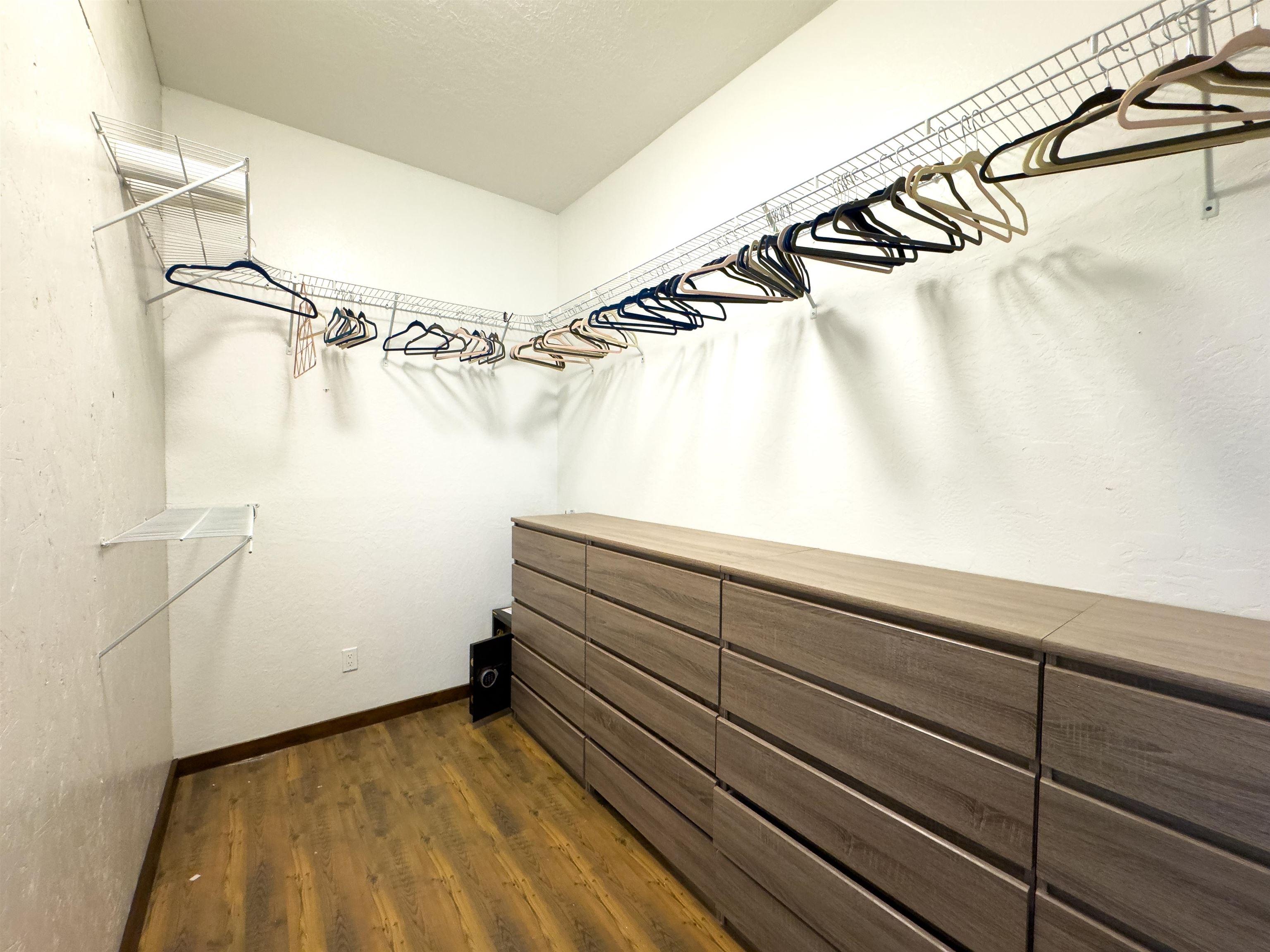 Angel Fire, New Mexico, 87710, United States, 3 Bedrooms Bedrooms, ,2 BathroomsBathrooms,Residential,For Sale,2000424