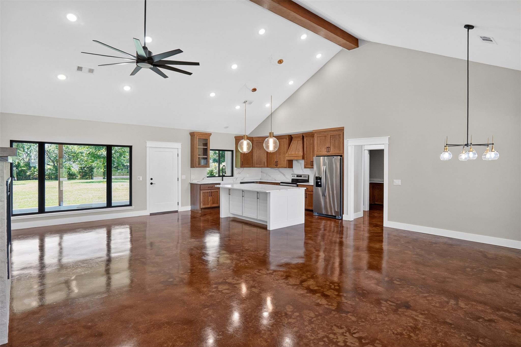 Paris, Texas, 75462, United States, 4 Bedrooms Bedrooms, ,4 BathroomsBathrooms,Residential,For Sale,2049414