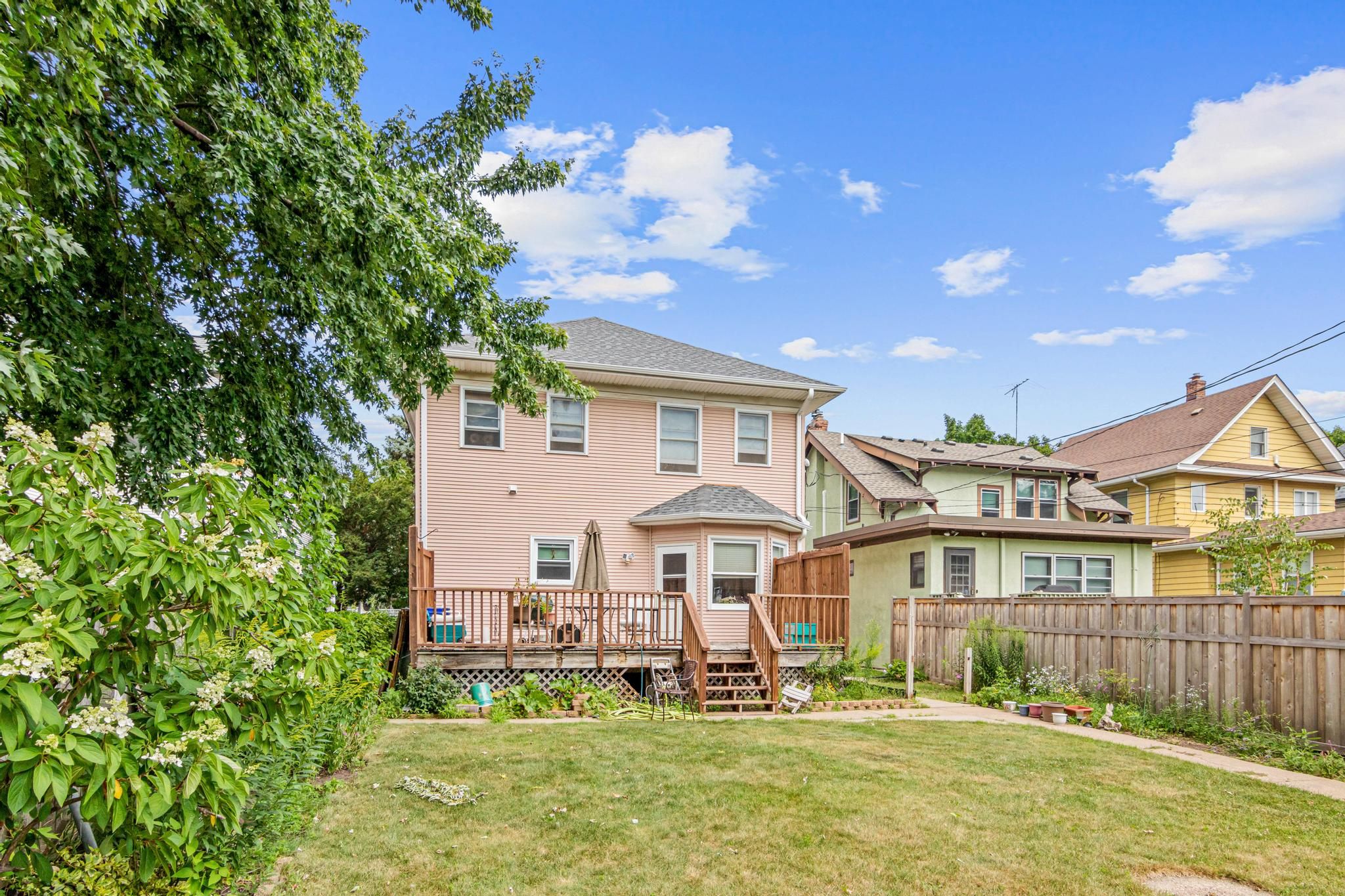  Historic Merriam Park Home Ready for Its Next Chapter - 物件實景