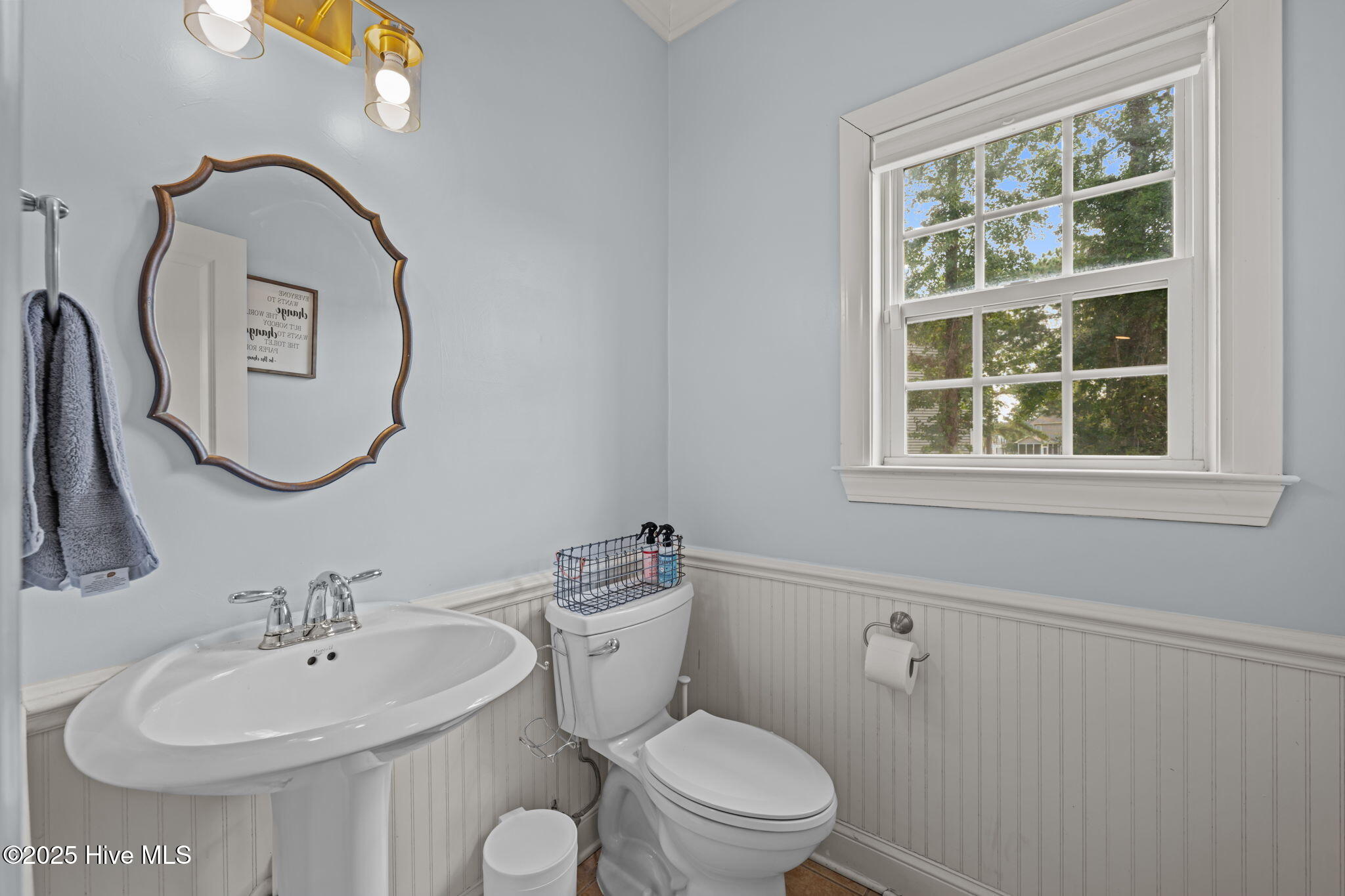 New Bern, North Carolina, 28562, United States, 5 Bedrooms Bedrooms, ,4 BathroomsBathrooms,Residential,For Sale,1941711