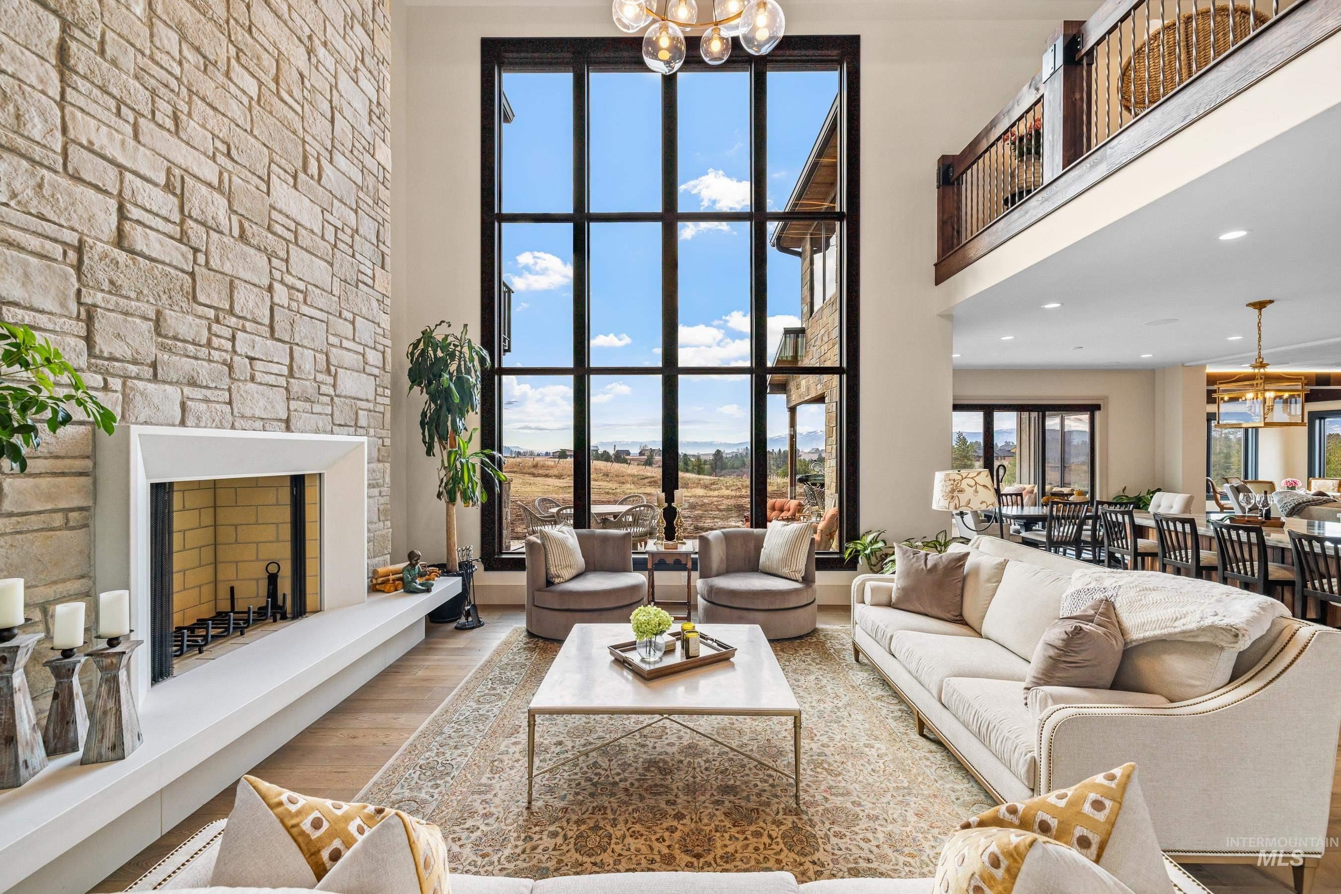 McCall, Idaho, 83638, United States, 5 Bedrooms Bedrooms, ,4 BathroomsBathrooms,Residential,For Sale,1989915