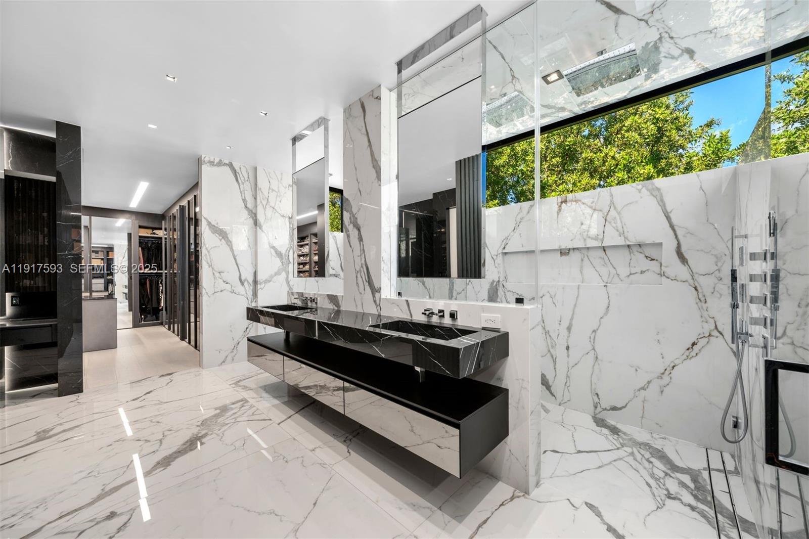 Golden Beach, Florida, 33160, United States, 6 Bedrooms Bedrooms, ,7 BathroomsBathrooms,Residential,For Sale,2000920