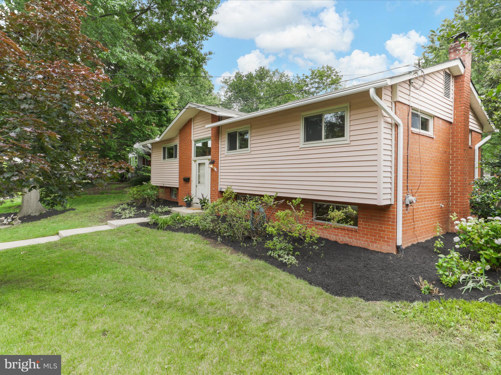 Alexandria, Virginia, 22304, United States, 4 Bedrooms Bedrooms, ,3 BathroomsBathrooms,Residential,For Sale,1850799