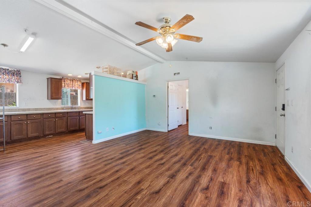 El Cajon, California, 92019, United States, 3 Bedrooms Bedrooms, ,2 BathroomsBathrooms,Residential,For Sale,1829527