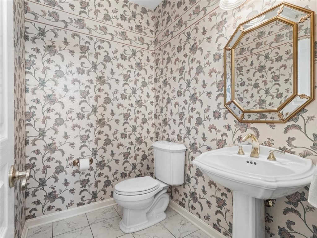 Marshall, Pennsylvania, 15090, United States, 4 Bedrooms Bedrooms, ,5 BathroomsBathrooms,Residential,For Sale,1989478