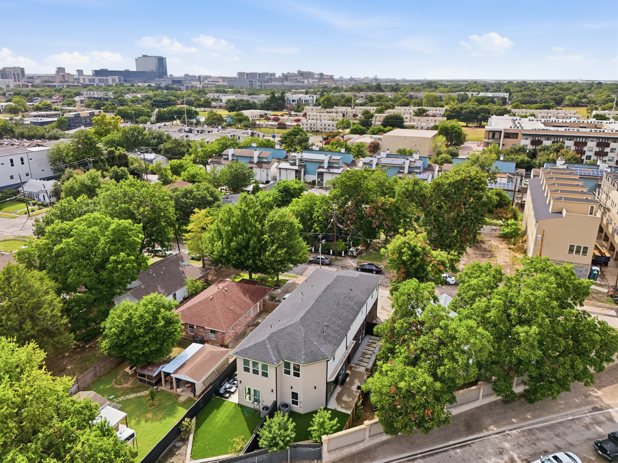  2724 Hondo, Dallas, TX, 75219 - 物件實景