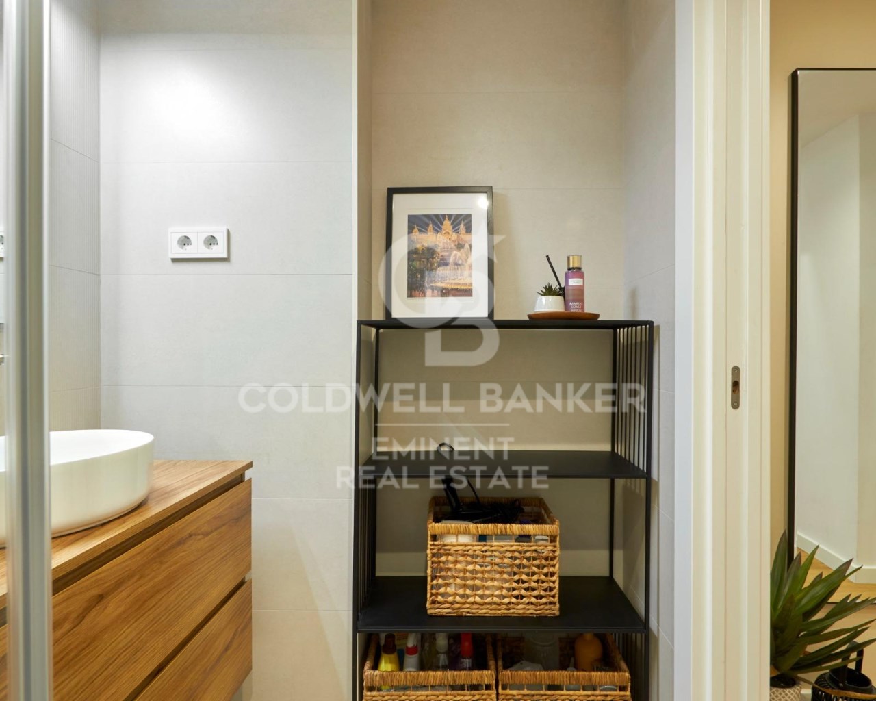 Barcelona, Barcelona, Sants ? Montju?c Barcelona, Barcelona, Catalonia, ES, 2 Bedrooms Bedrooms, ,3 BathroomsBathrooms,Residential,For Sale,Barcelona, Barcelona, Sants ? Montju?c Barcelona, ,1662195