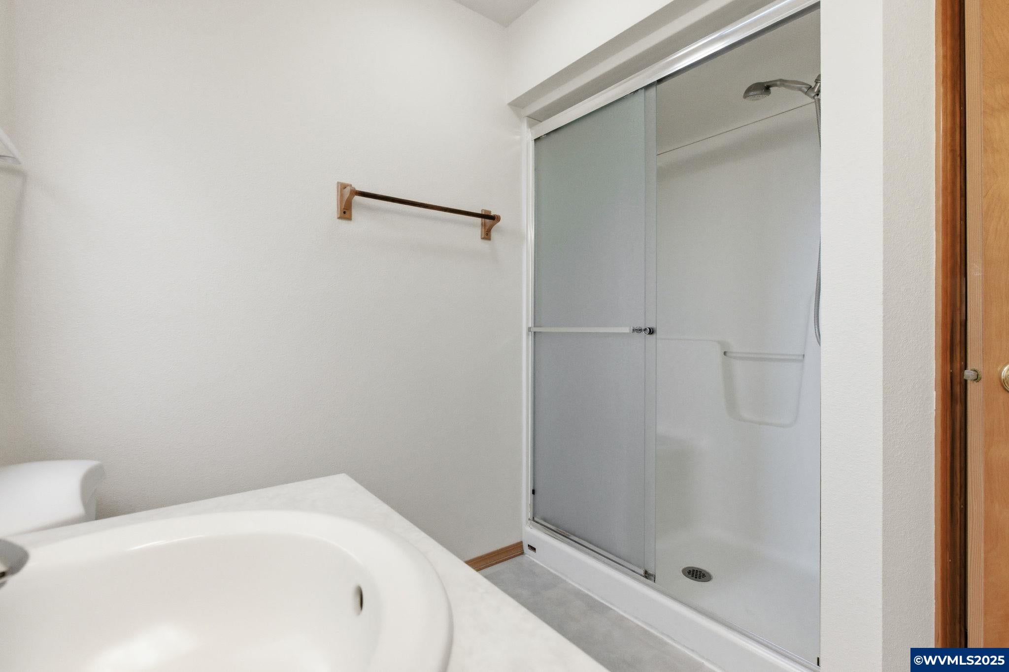 Corvallis, Oregon, 97333, United States, 4 Bedrooms Bedrooms, ,3 BathroomsBathrooms,Residential,For Sale,1999072