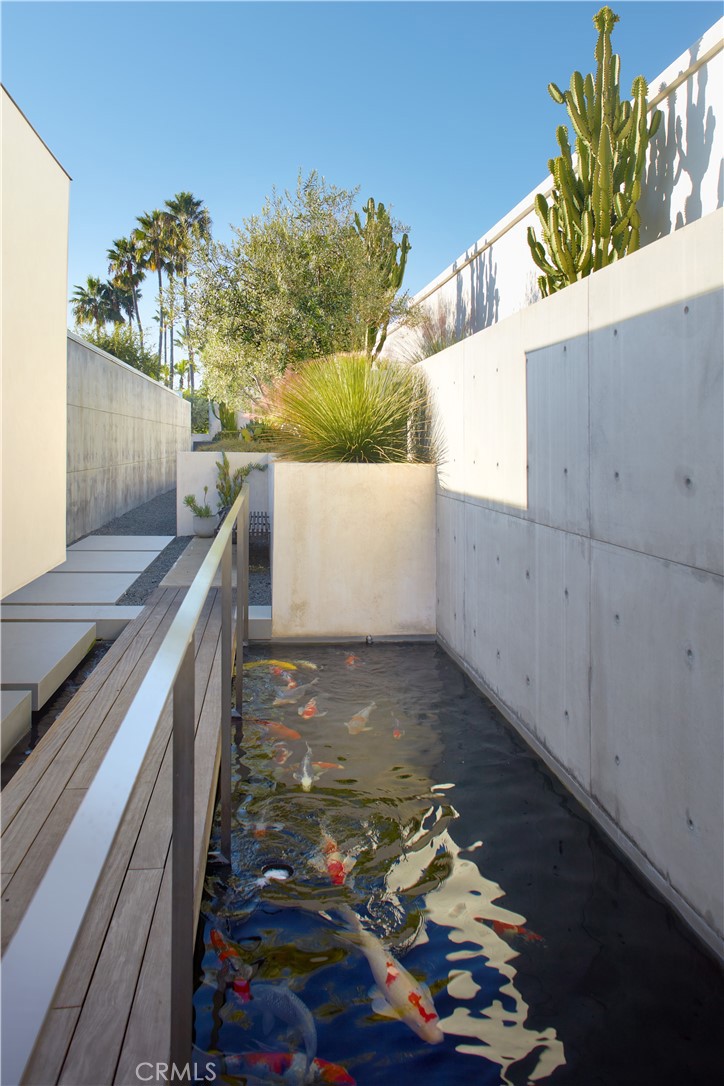 Laguna Beach, California, 92651, United States, 4 Bedrooms Bedrooms, ,6 BathroomsBathrooms,Residential,For Sale,1988252