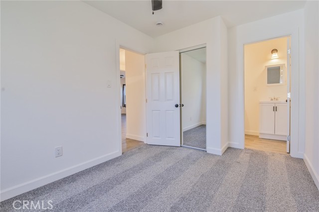 Los Angeles, California, 90061, United States, 2 Bedrooms Bedrooms, ,2 BathroomsBathrooms,Residential,For Sale,1981652