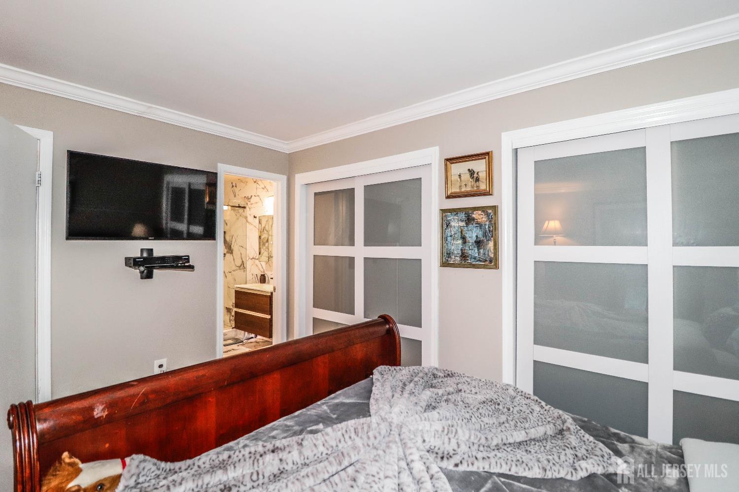 Sayreville, New Jersey, 08859, United States, 2 Bedrooms Bedrooms, ,3 BathroomsBathrooms,Residential,For Sale,1963206