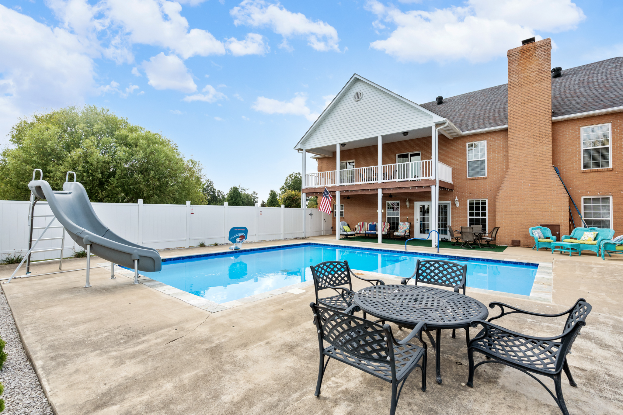 Poplar Bluff, Missouri, 63901, United States, 6 Bedrooms Bedrooms, ,3 BathroomsBathrooms,Residential,For Sale,1977359