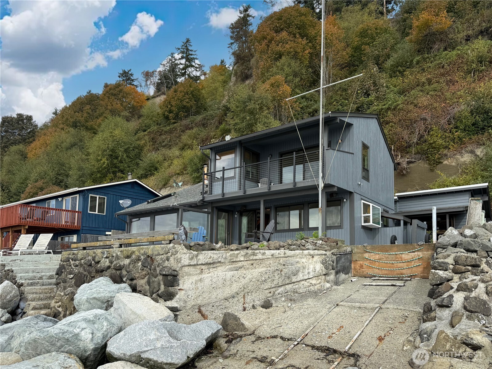 Hat Island, Washington, 98206, United States, 2 Bedrooms Bedrooms, ,2 BathroomsBathrooms,Residential,For Sale,1974776