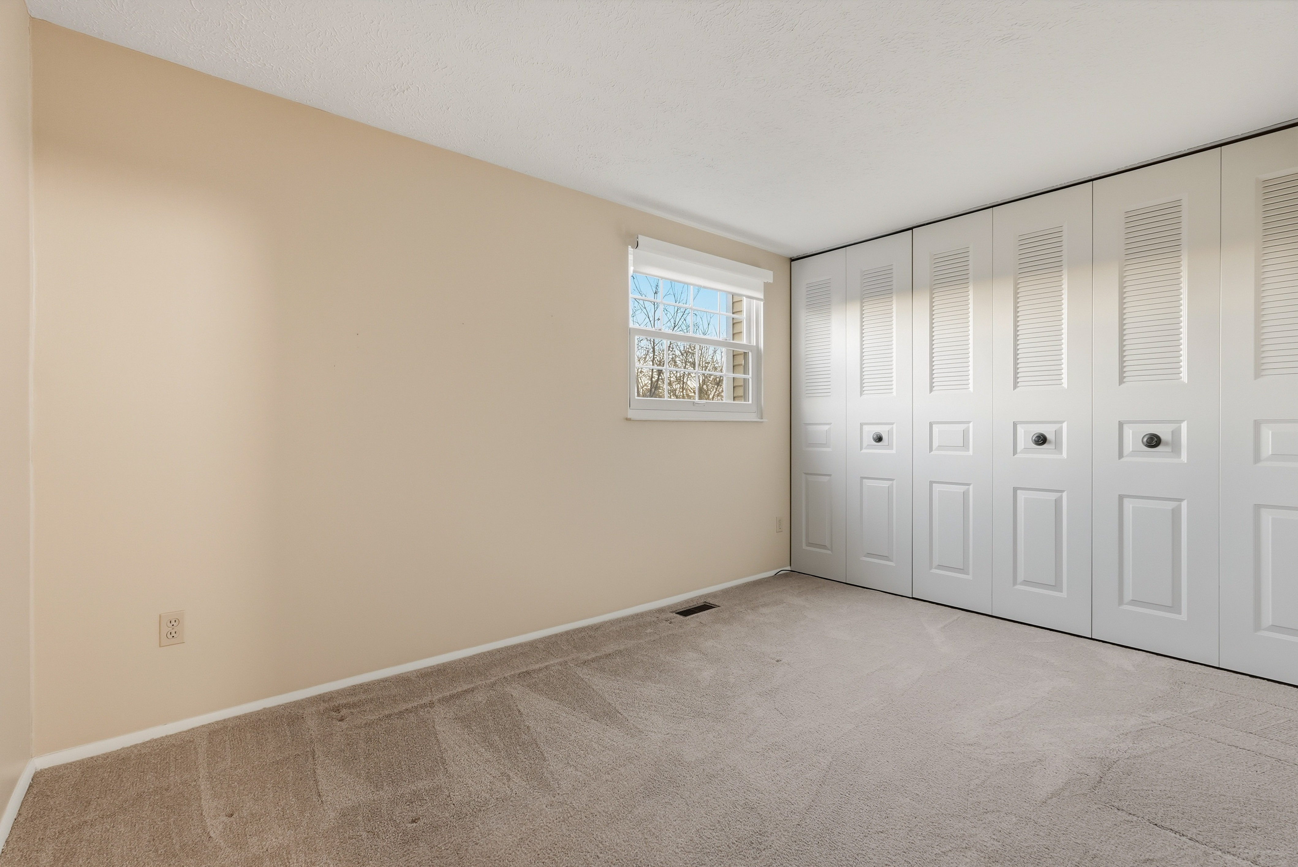  4 Shadow Drive, Pittsburgh, PA 15227 - 物件實景