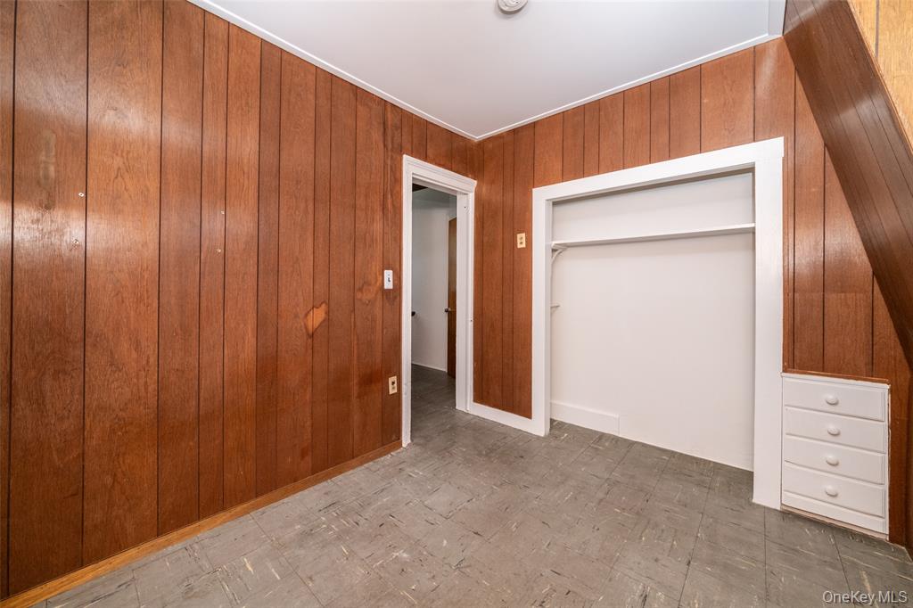 Bronx, New York, 10464, United States, 4 Bedrooms Bedrooms, ,Residential,For Sale,1937282