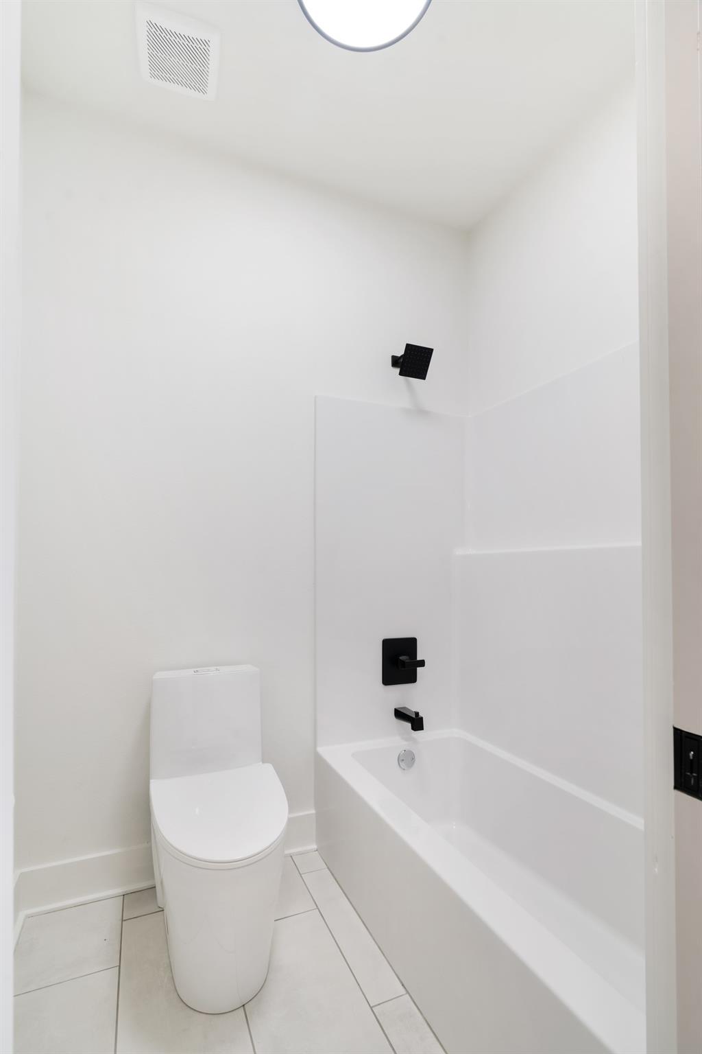 Blossom, Texas, 75416, United States, 4 Bedrooms Bedrooms, ,3 BathroomsBathrooms,Residential,For Sale,2049221