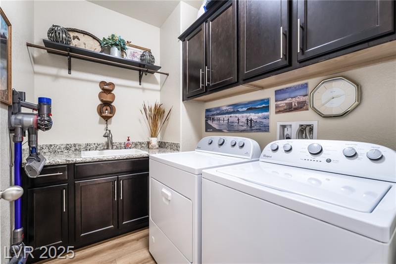 Henderson, Nevada, 89011, United States, 3 Bedrooms Bedrooms, ,2 BathroomsBathrooms,Residential,For Sale,1985669