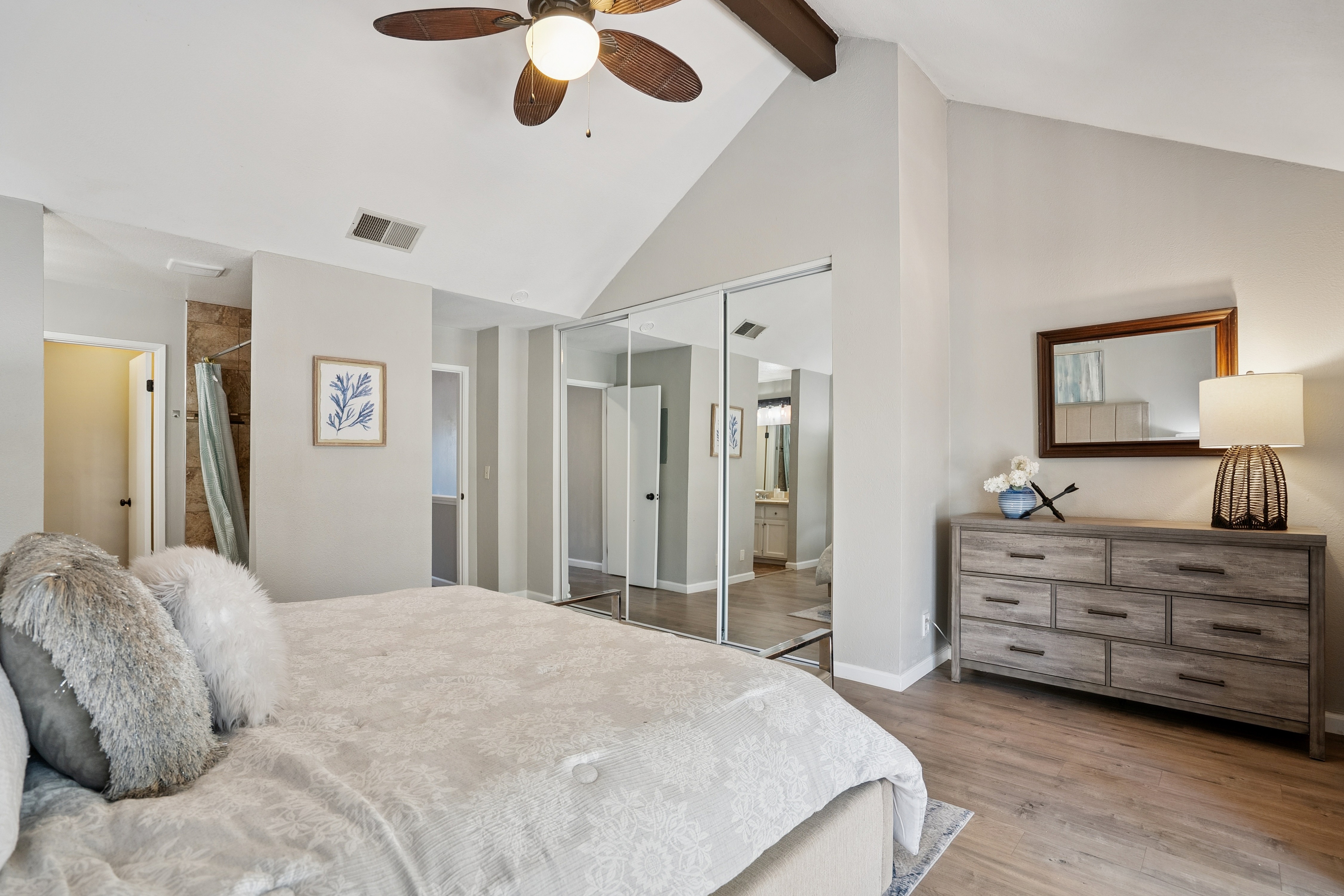  Comfort, Convenience, and Amenities in The Heart of San Jose - 物件實景