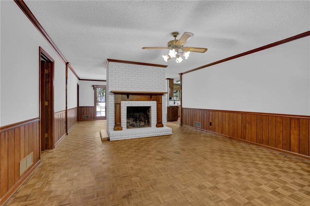 Cumming, Georgia, 30028, United States, 4 Bedrooms Bedrooms, ,3 BathroomsBathrooms,Residential,For Sale,1977231