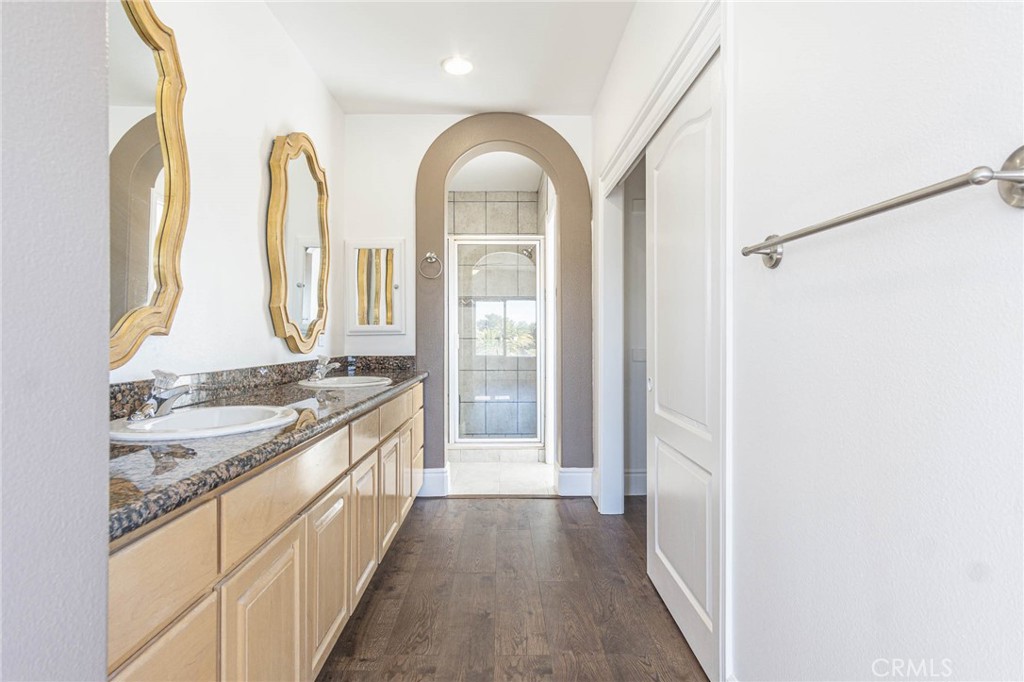 Apple Valley, California, 92307, United States, 6 Bedrooms Bedrooms, ,7 BathroomsBathrooms,Residential,For Sale,2022509