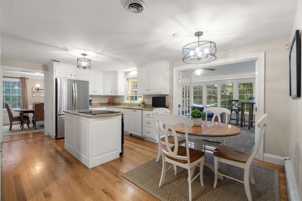 Medfield, Massachusetts, 02052, United States, 3 Bedrooms Bedrooms, ,3 BathroomsBathrooms,Residential,For Sale,1991365