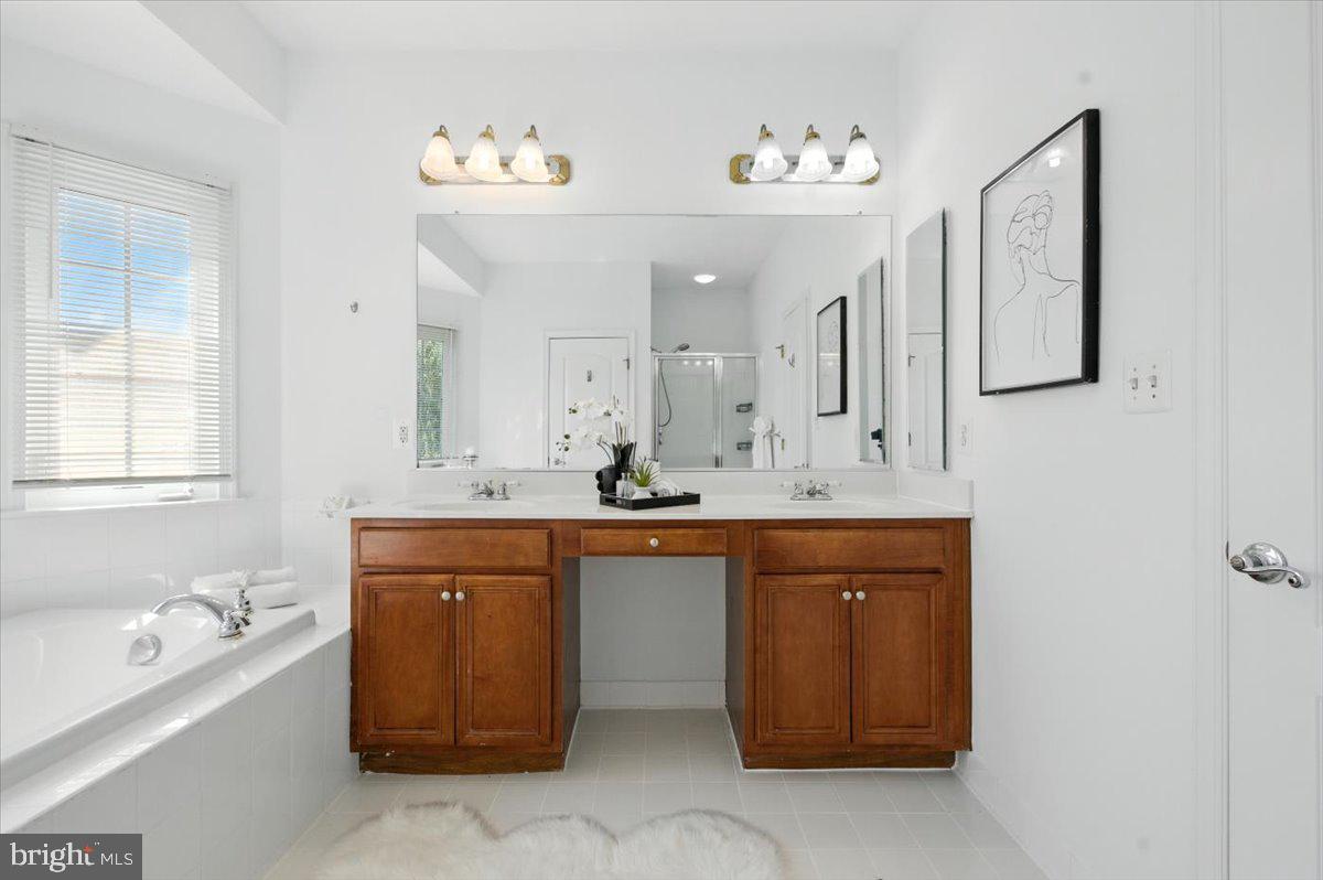Broadlands, Virginia, 20148, United States, 3 Bedrooms Bedrooms, ,3 BathroomsBathrooms,Residential,For Sale,1937215