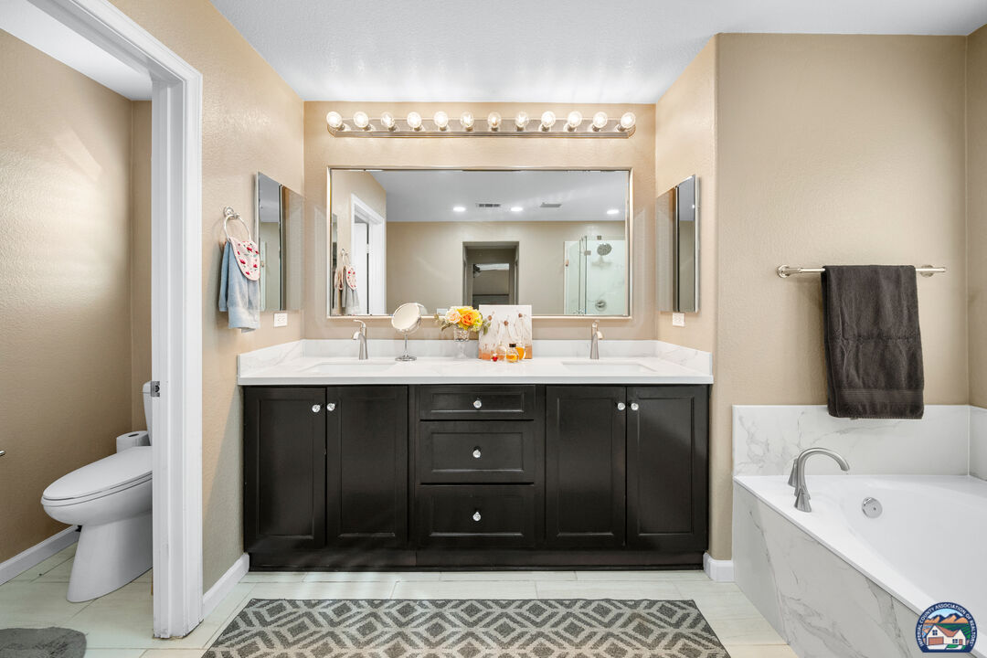 Imperial, California, 92251, United States, 4 Bedrooms Bedrooms, ,2 BathroomsBathrooms,Residential,For Sale,2001743