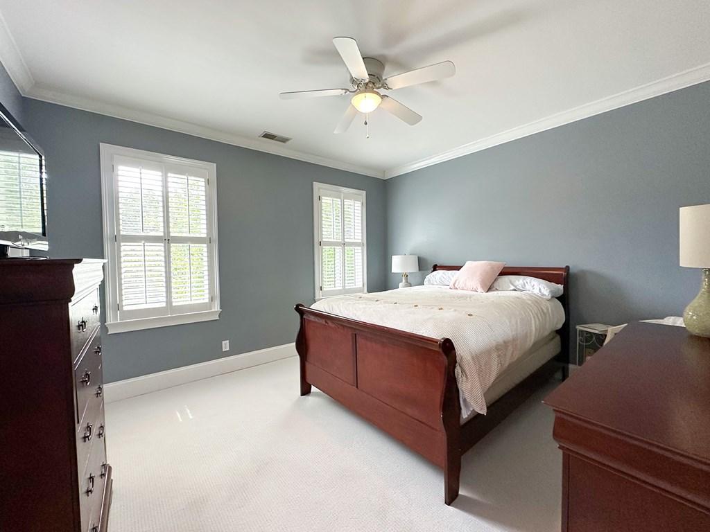 DALTON, Georgia, 30720, United States, 5 Bedrooms Bedrooms, ,5 BathroomsBathrooms,Residential,For Sale,1939642