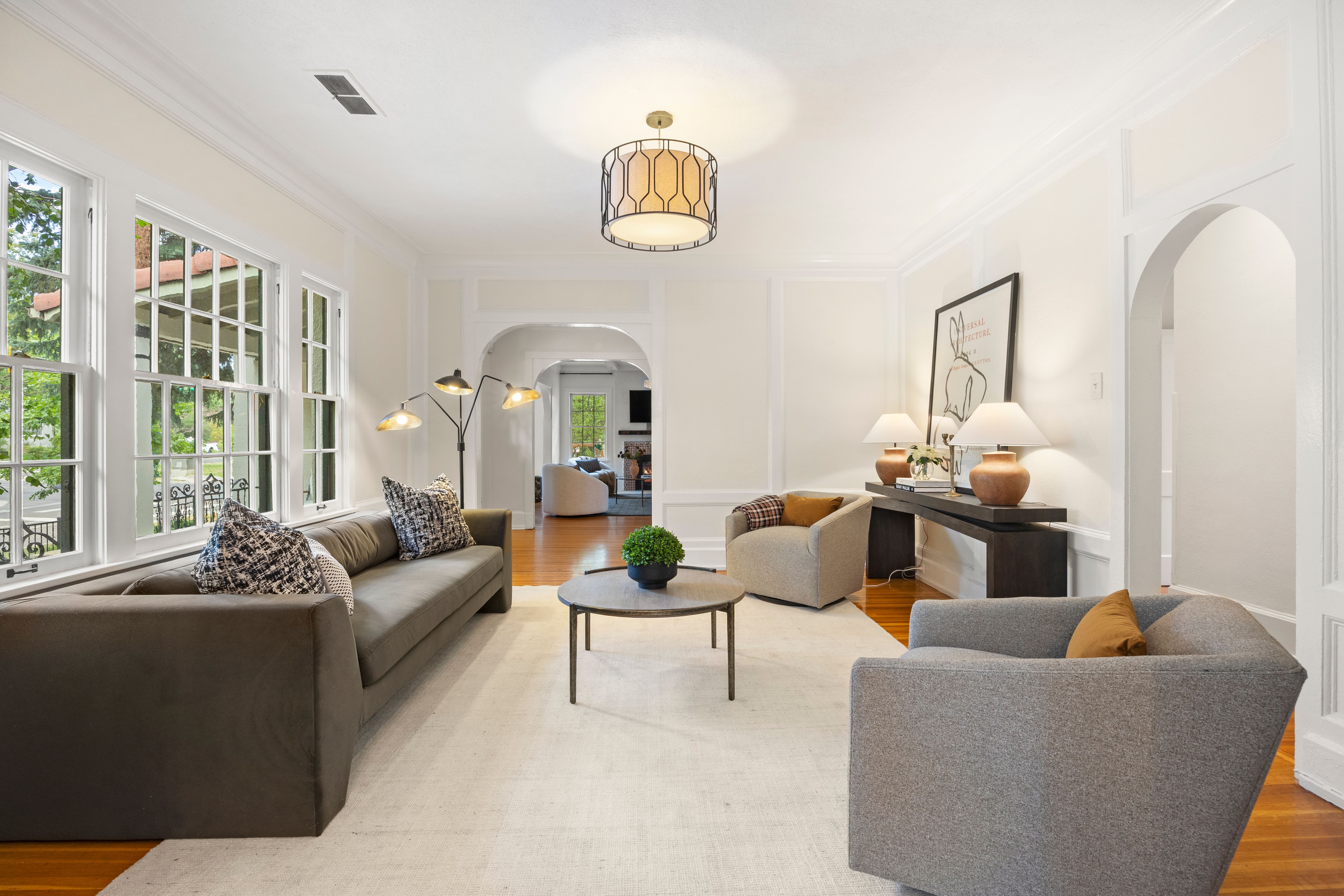  Mediterranean Masterpiece Spanning Prestigious 7th Avenue Parkway - 物件實景