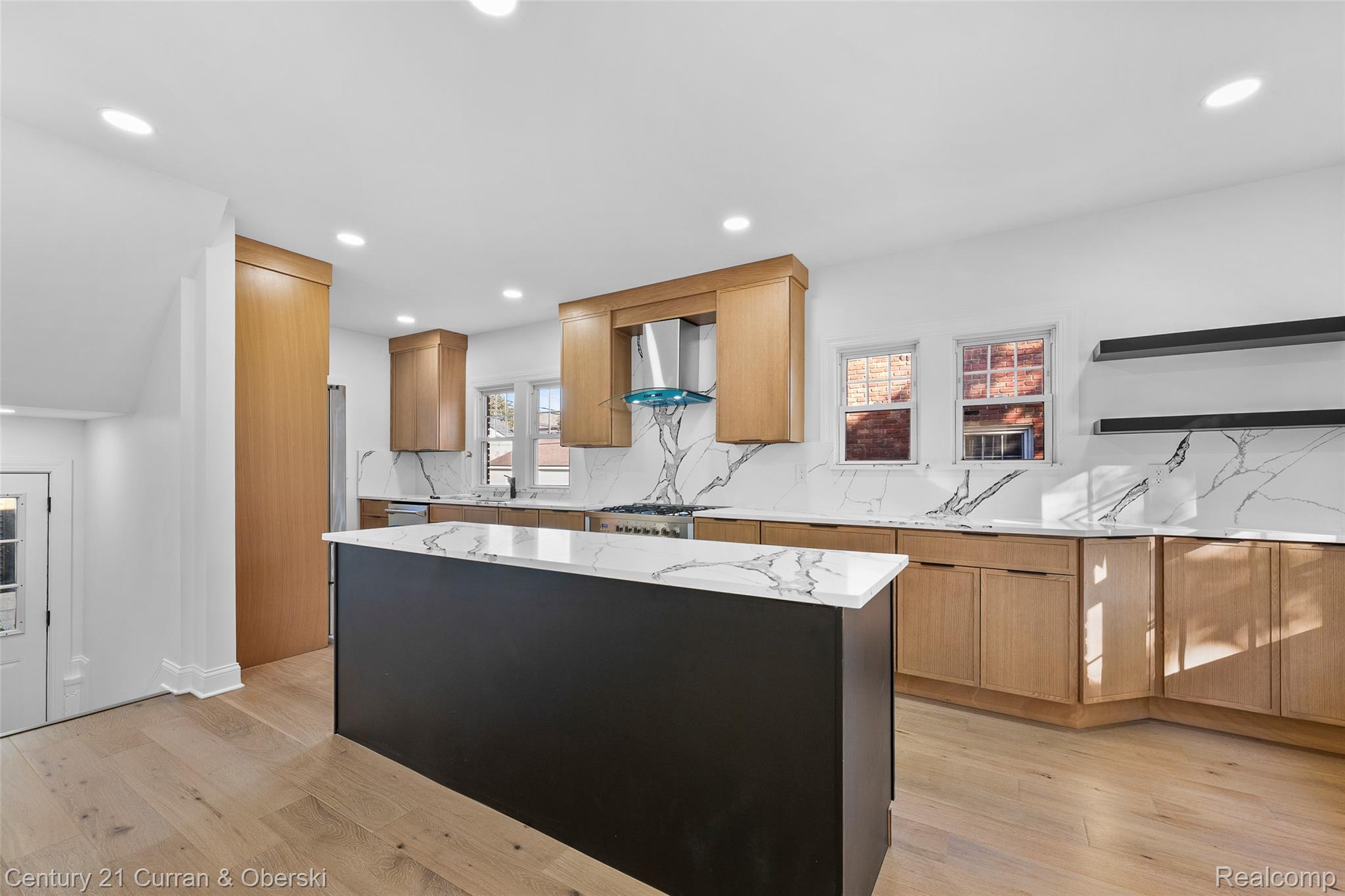 Dearborn, Michigan, 48124, United States, 4 Bedrooms Bedrooms, ,3 BathroomsBathrooms,Residential,For Sale,1979492